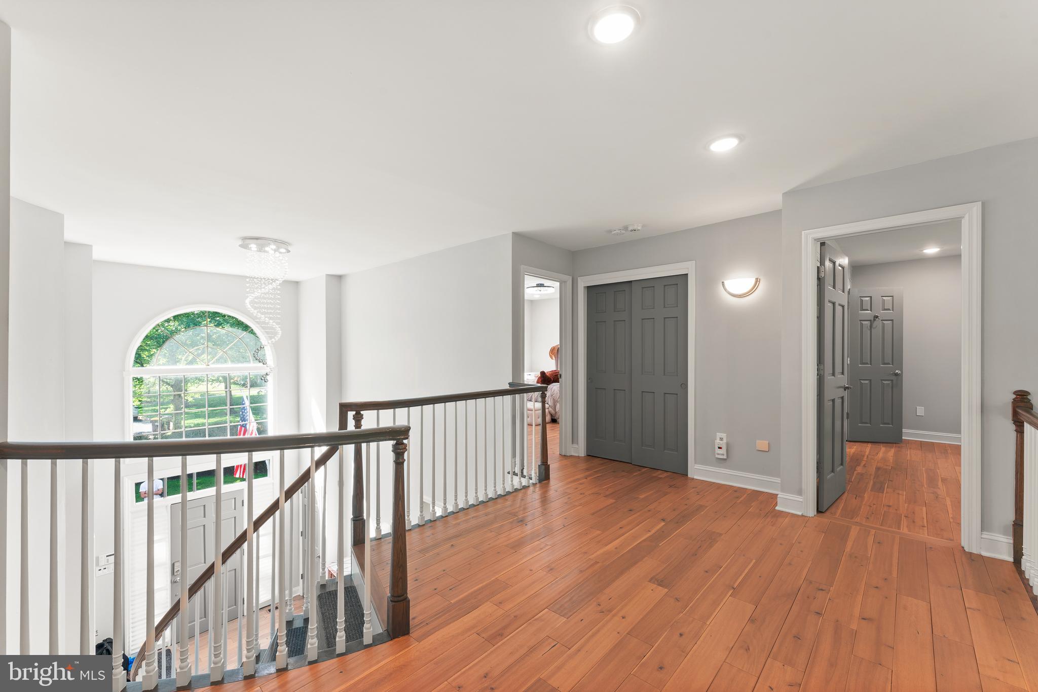 SPRING MDWS - Residential