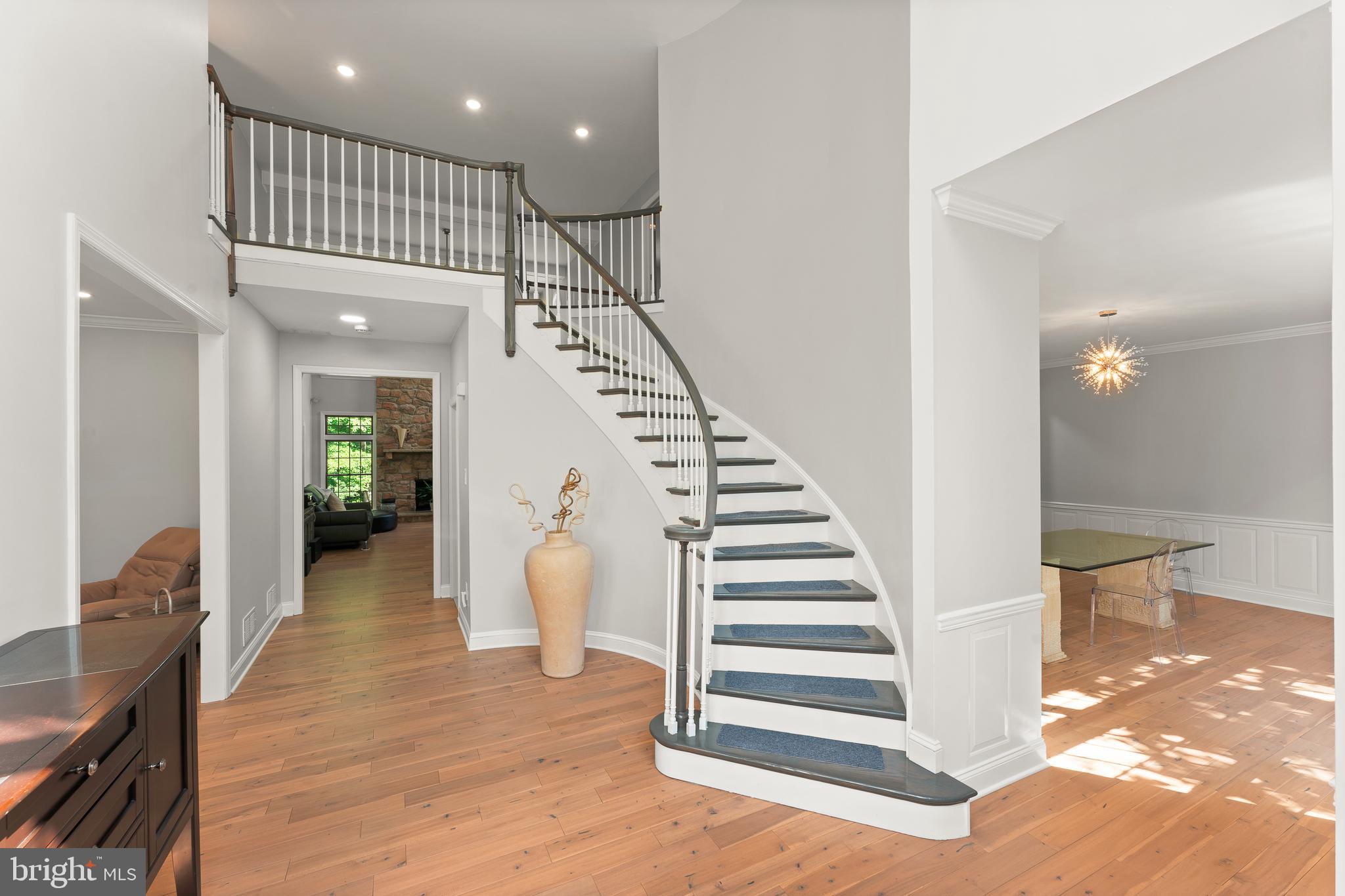 SPRING MDWS - Residential