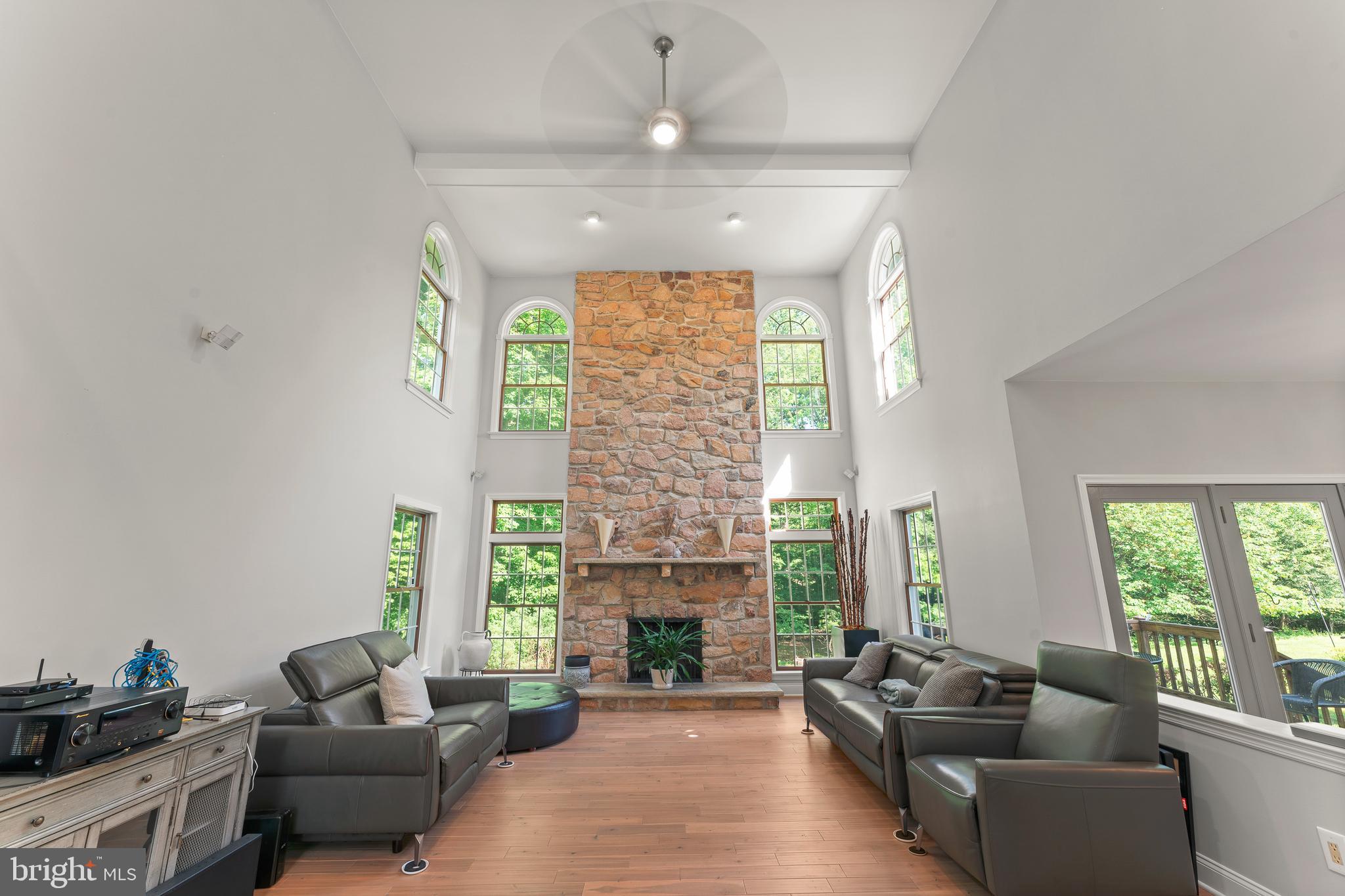 SPRING MDWS - Residential