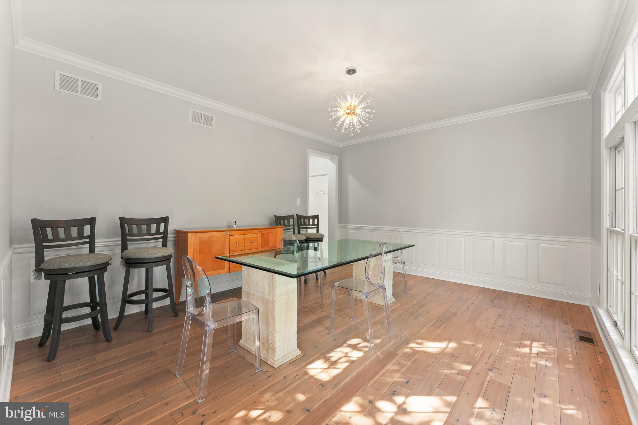 SPRING MDWS - Residential