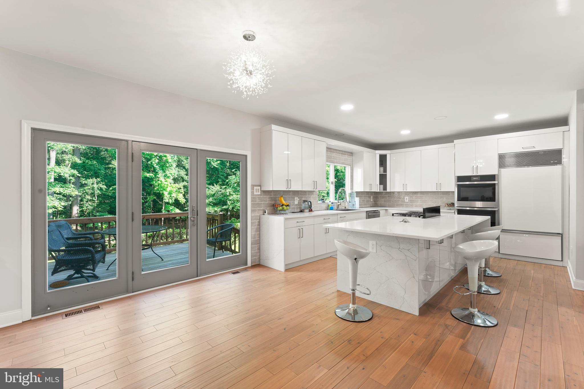 SPRING MDWS - Residential