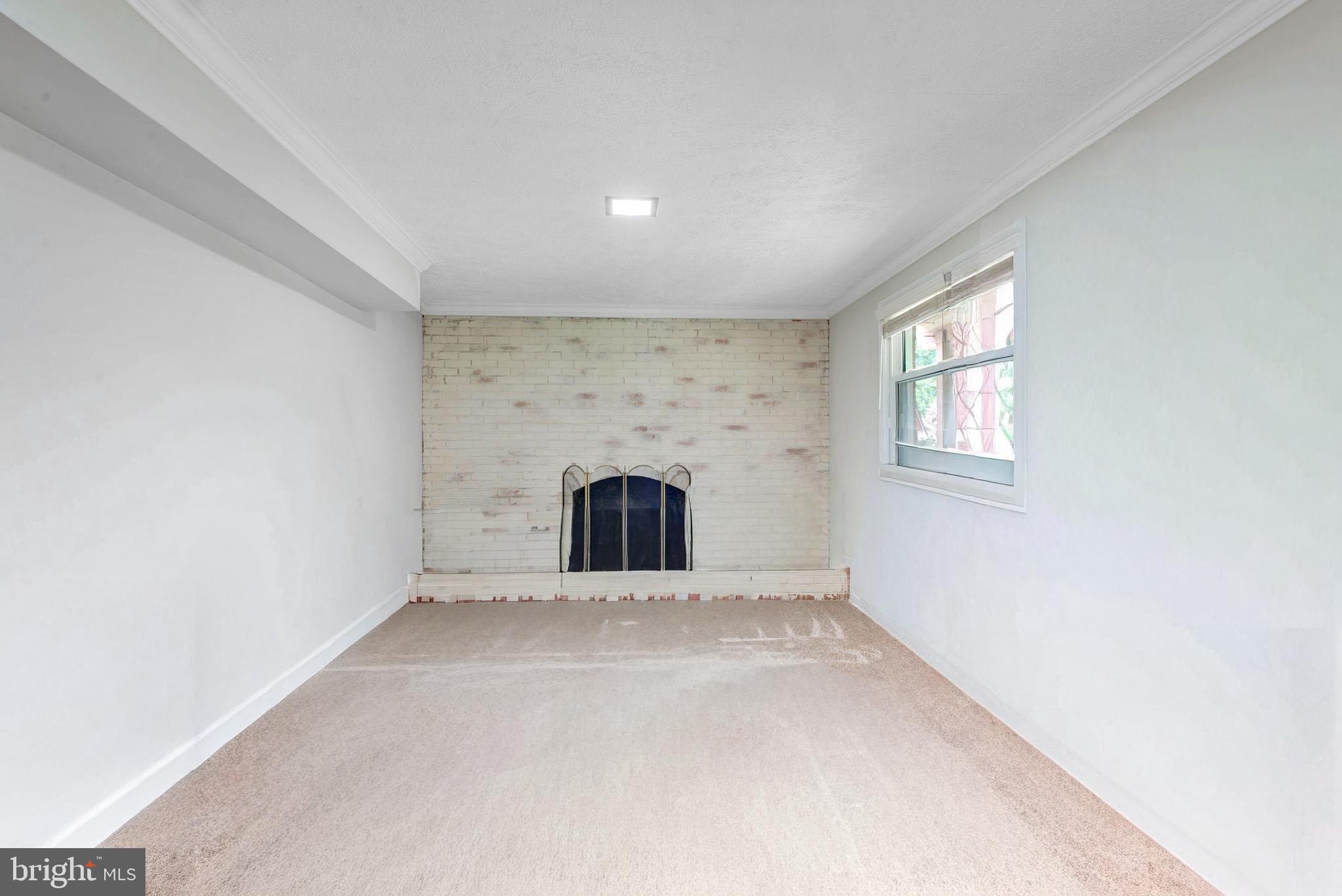 PEACH MEADOW - Residential Lease