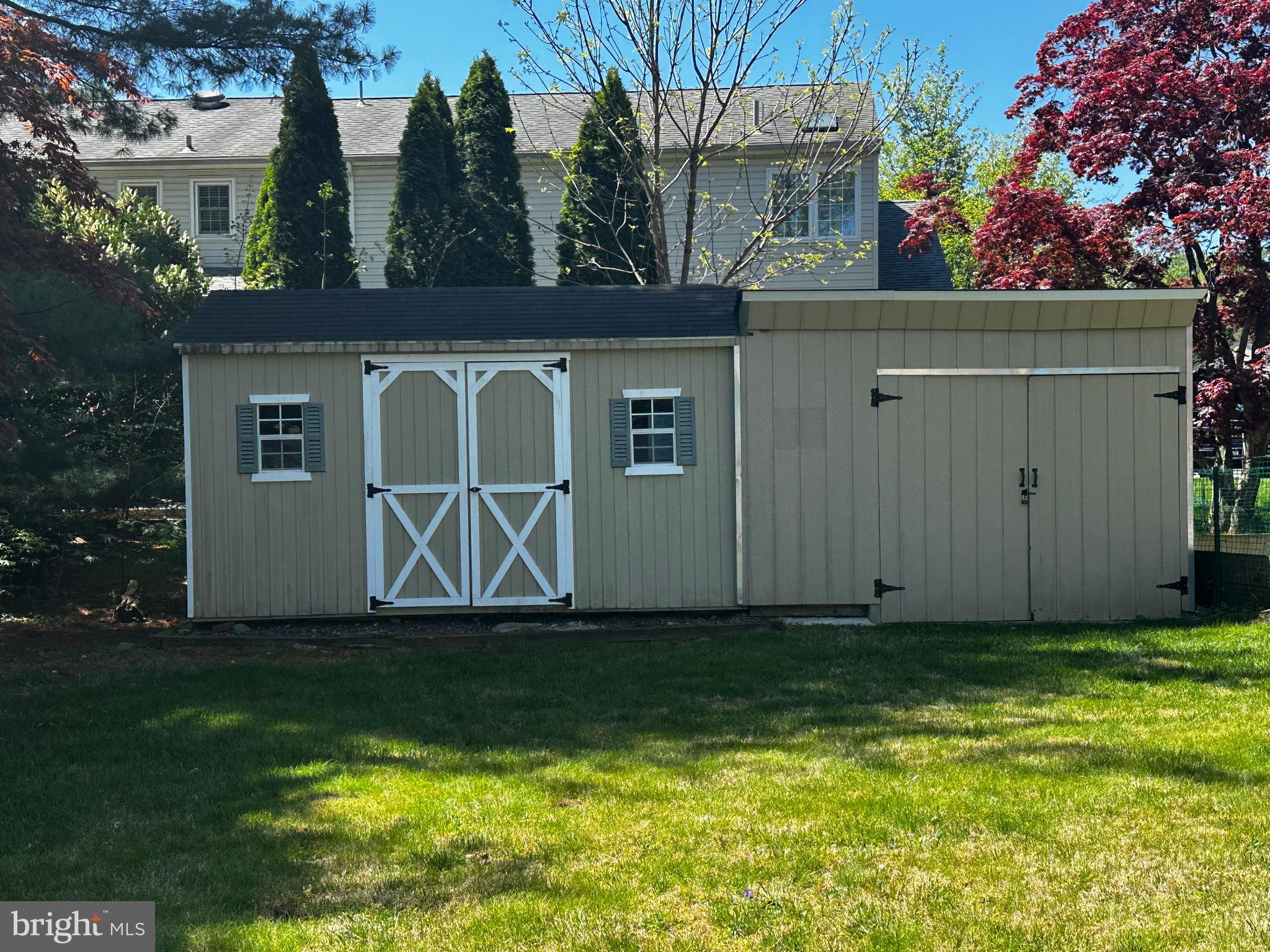 WESTTOWN ACRES - Residential Lease