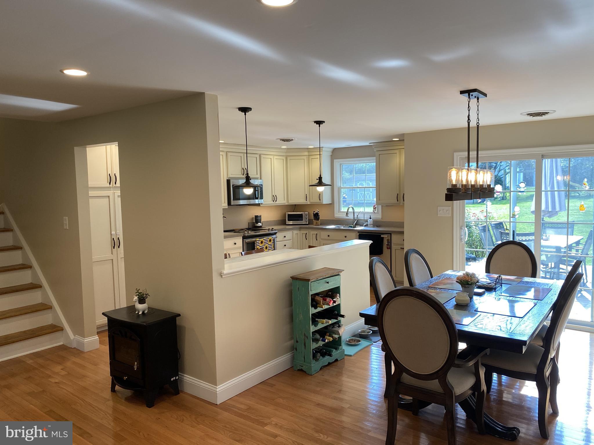 WESTTOWN ACRES - Residential Lease