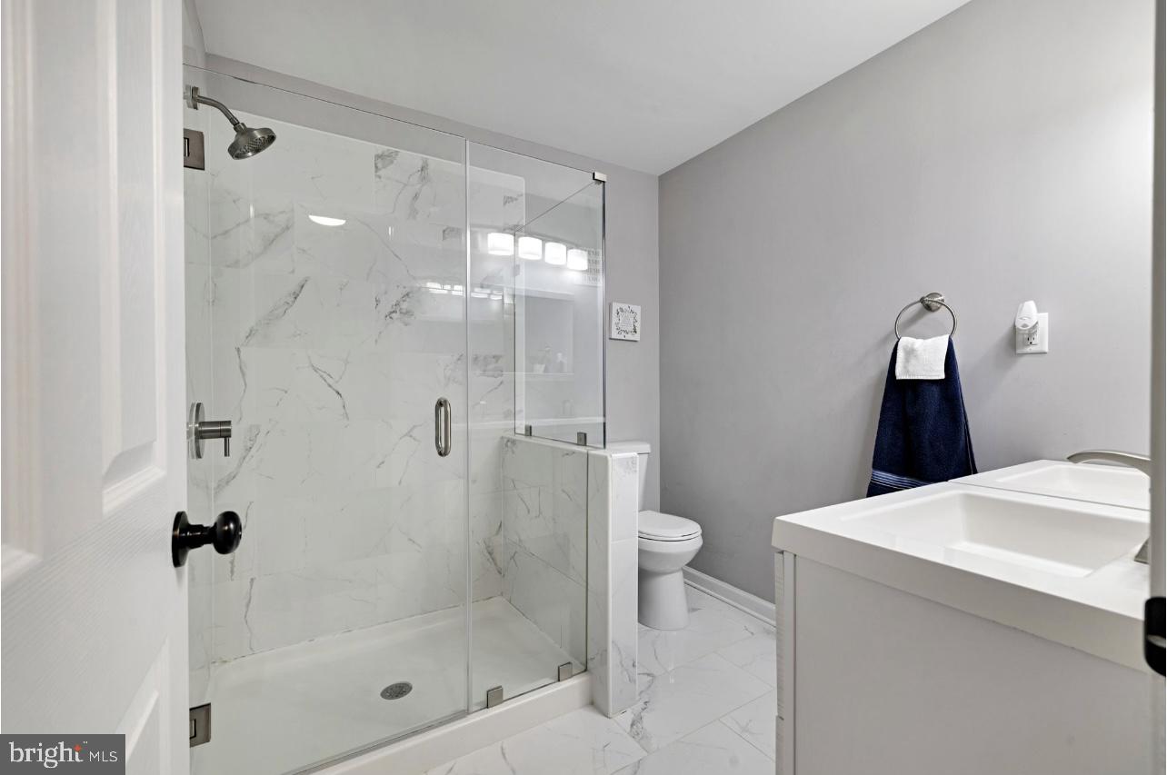 STONEY RIDGE FARM - Residential