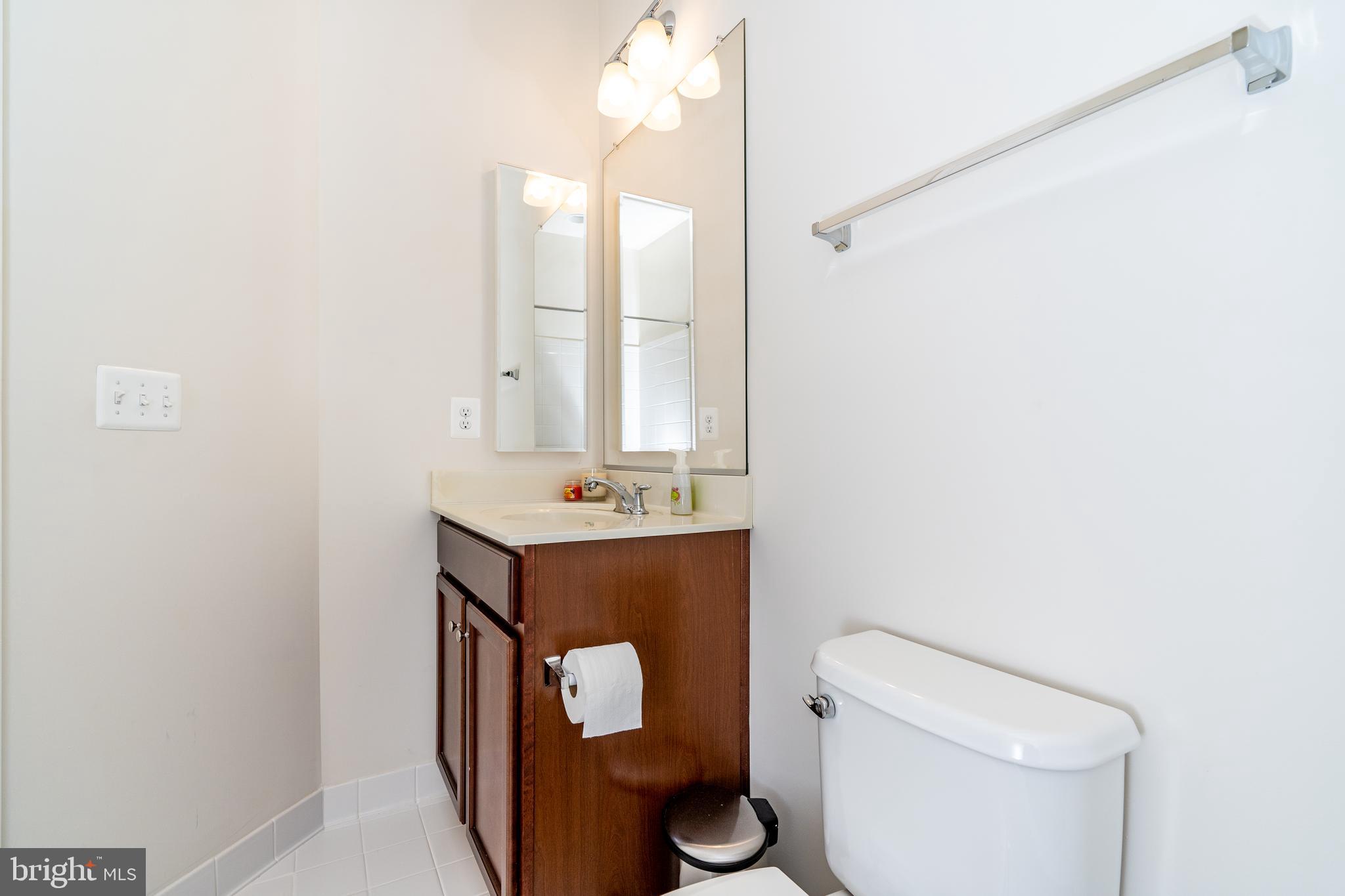 EASTVIEW AT STONE RIDGE - Residential Lease