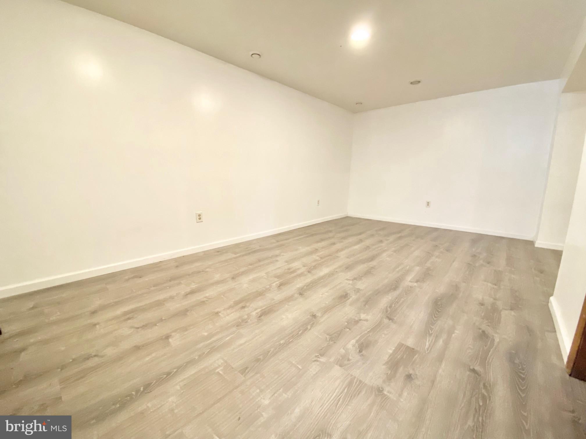 WAUGH CHAPEL MEADOWS - Residential Lease