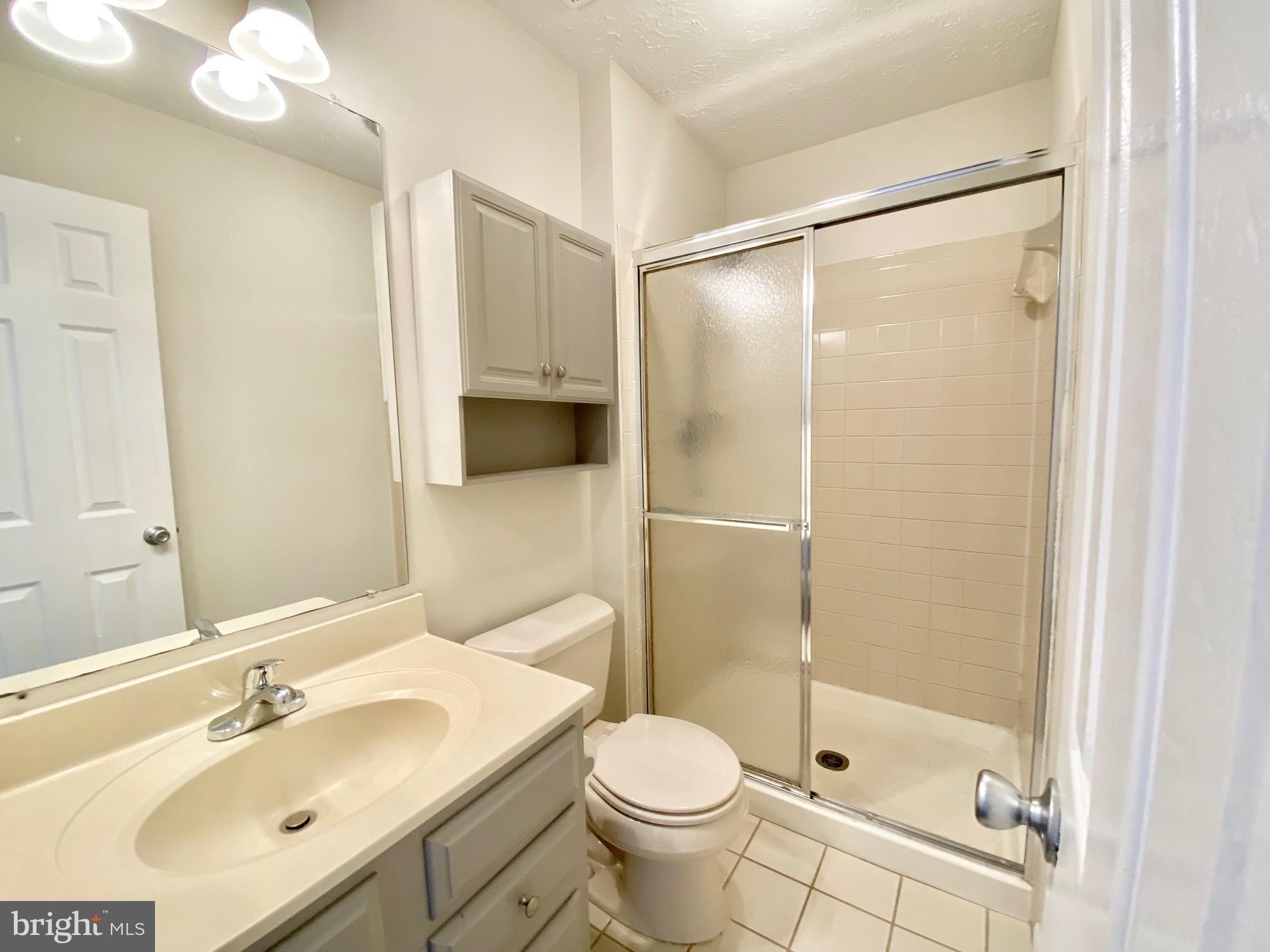 WAUGH CHAPEL MEADOWS - Residential Lease