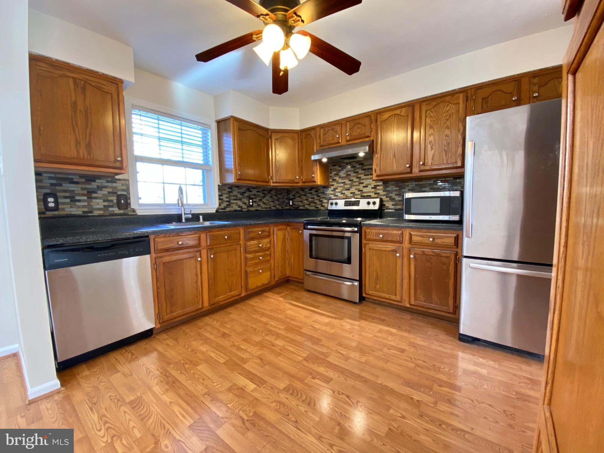 WAUGH CHAPEL MEADOWS - Residential Lease