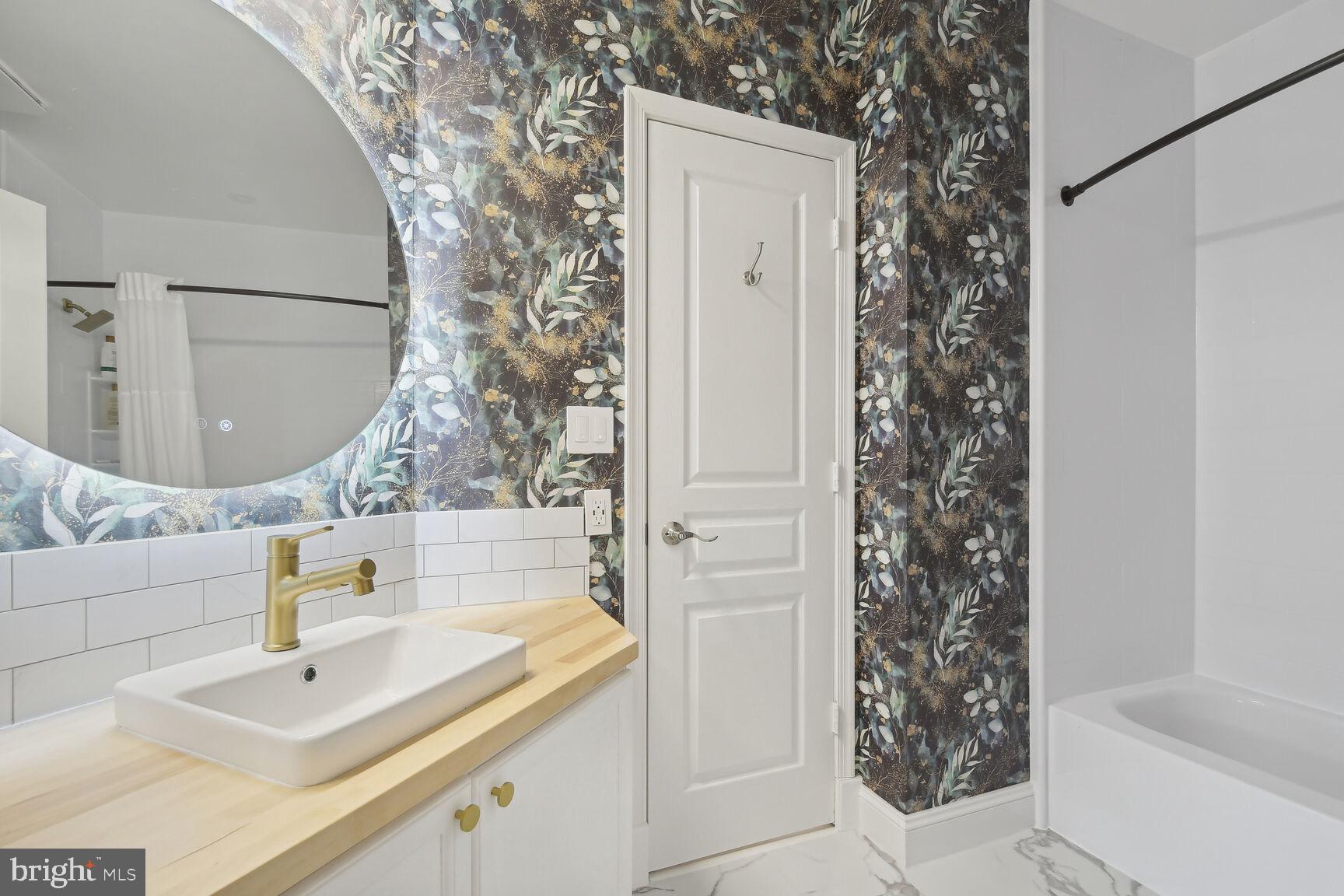 WORLDGATE - Residential Lease