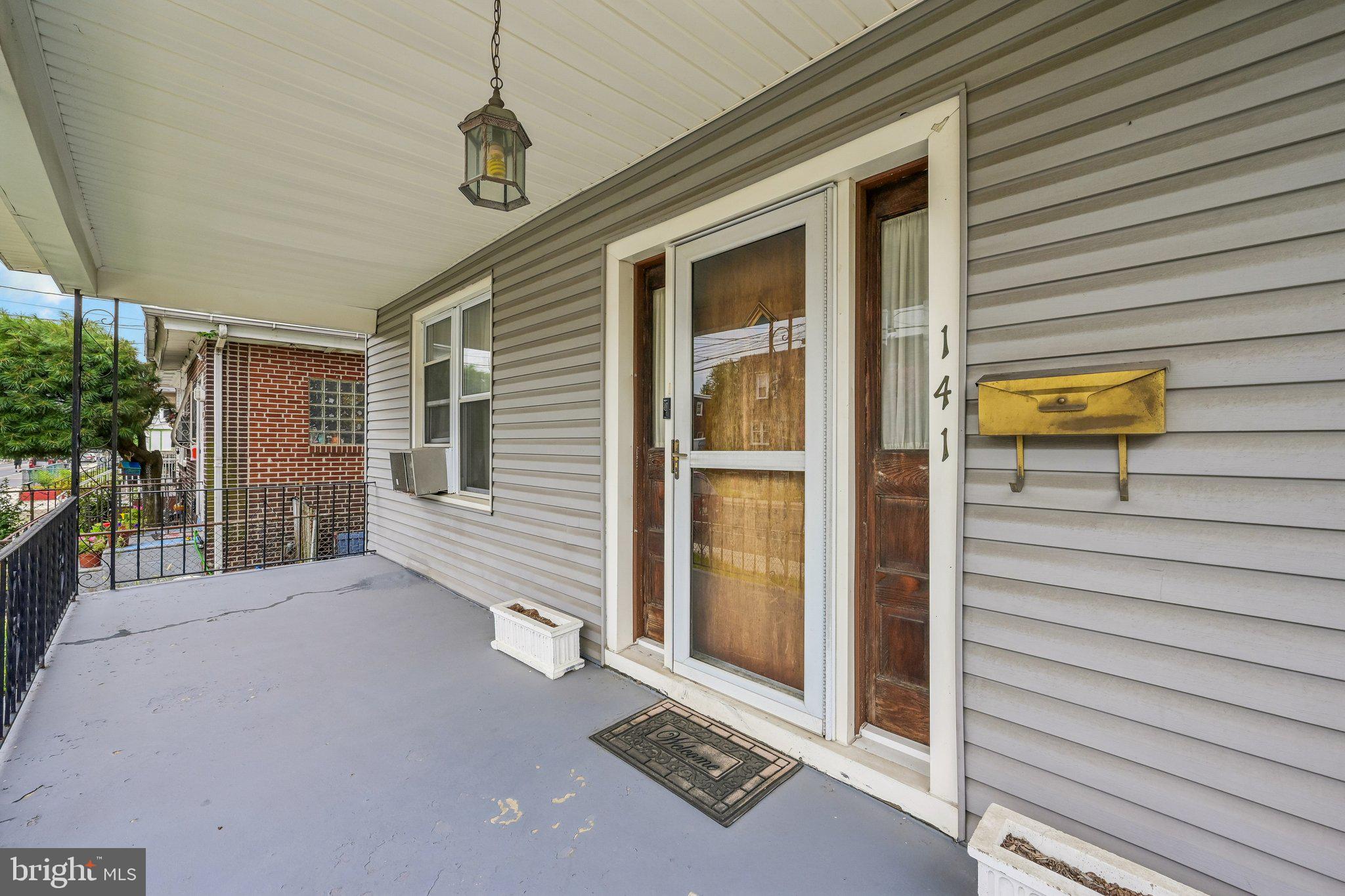 141 S 27TH STREET