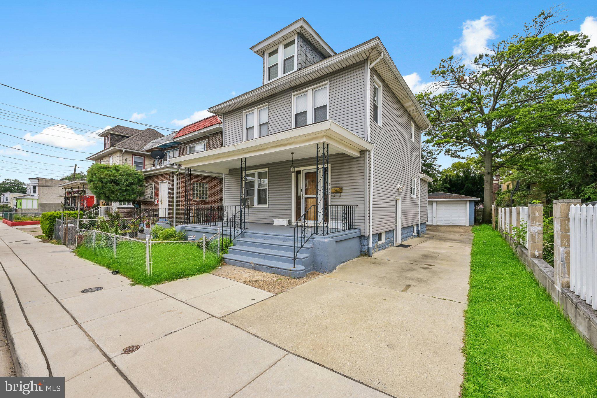 141 S 27TH STREET