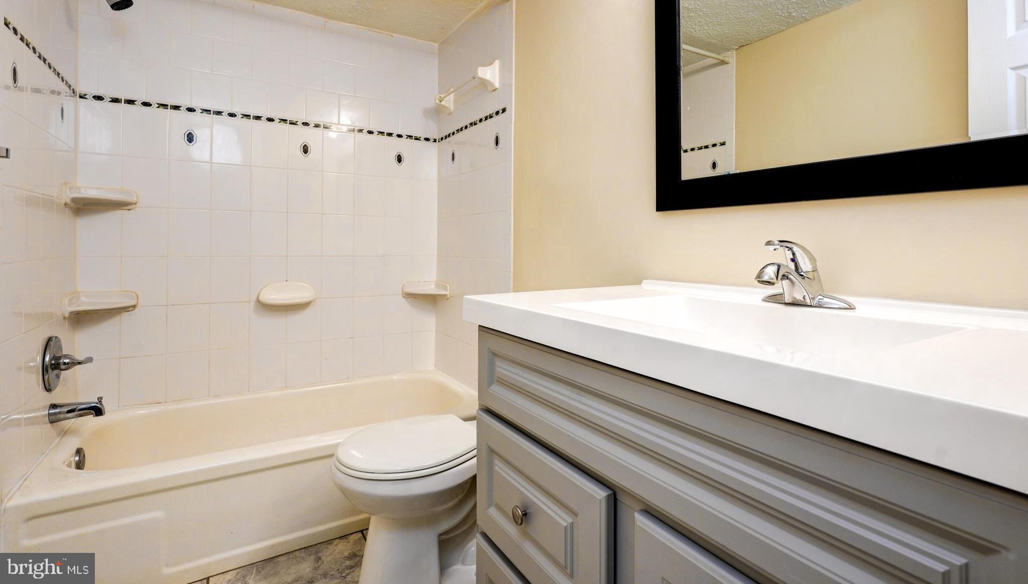 DIAMOND FARM - Residential