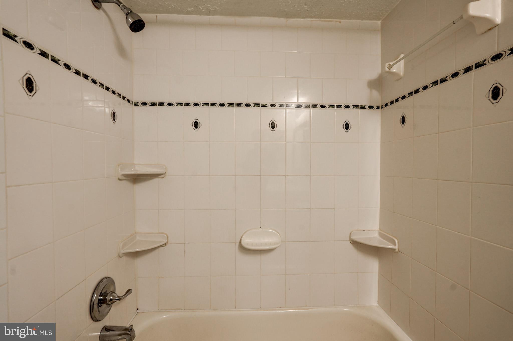 DIAMOND FARM - Residential