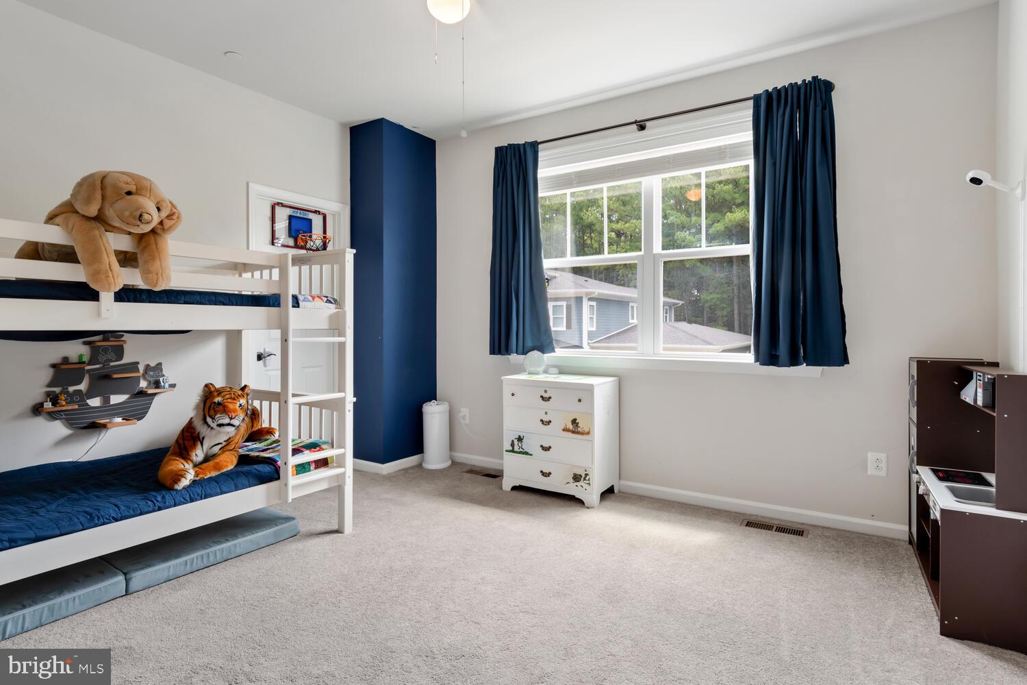 EASTON VILLAGE - Residential