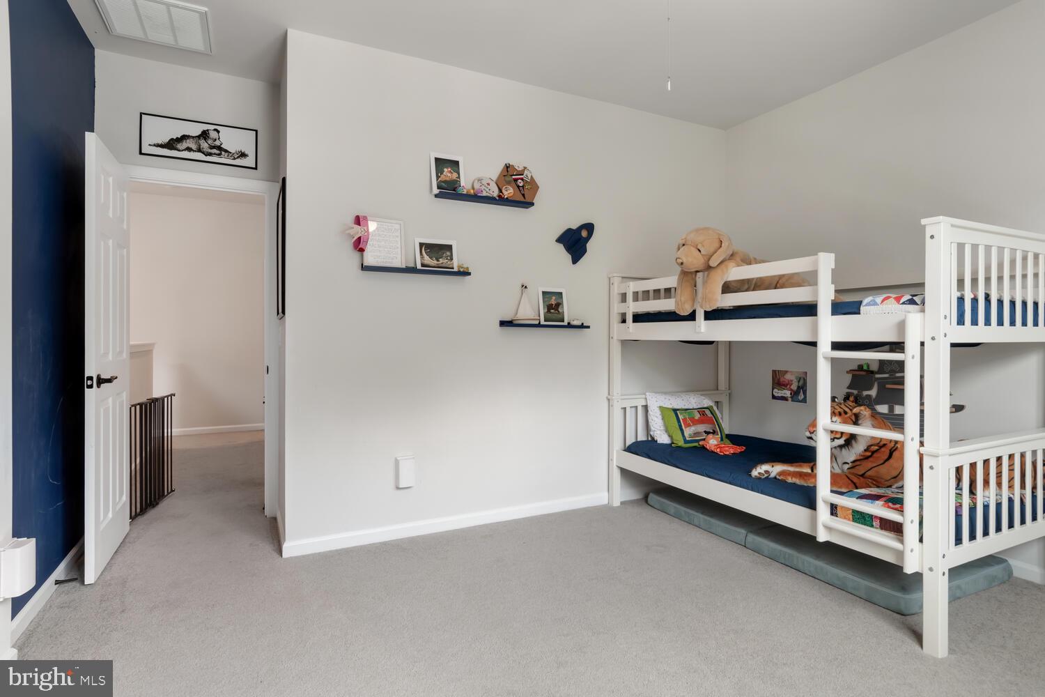 EASTON VILLAGE - Residential