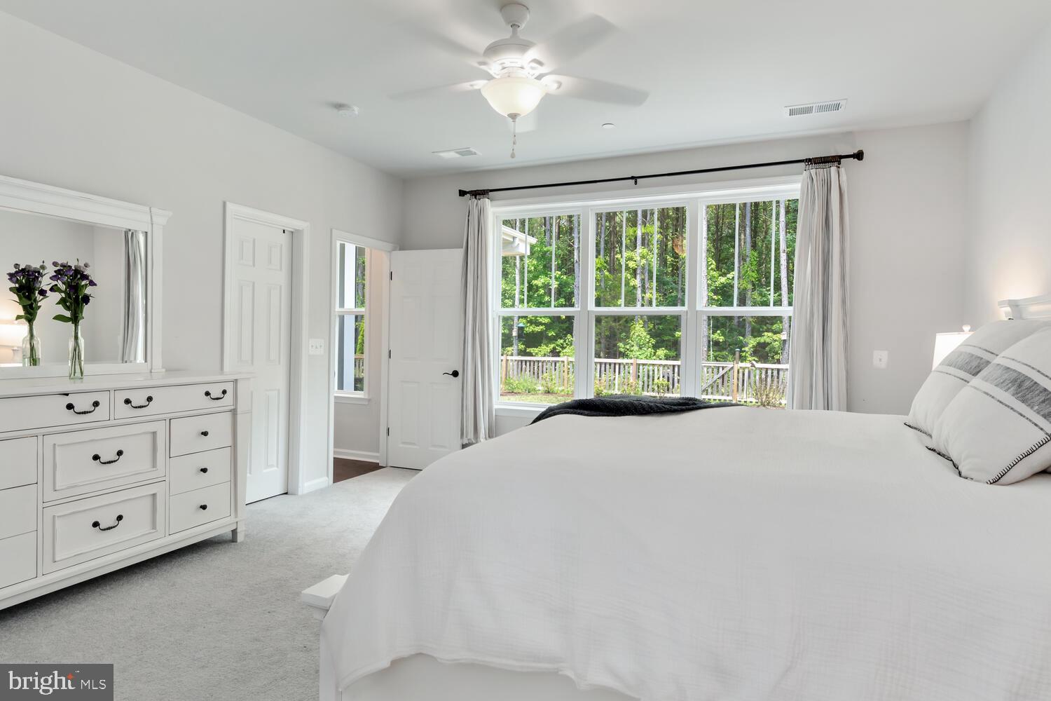 EASTON VILLAGE - Residential