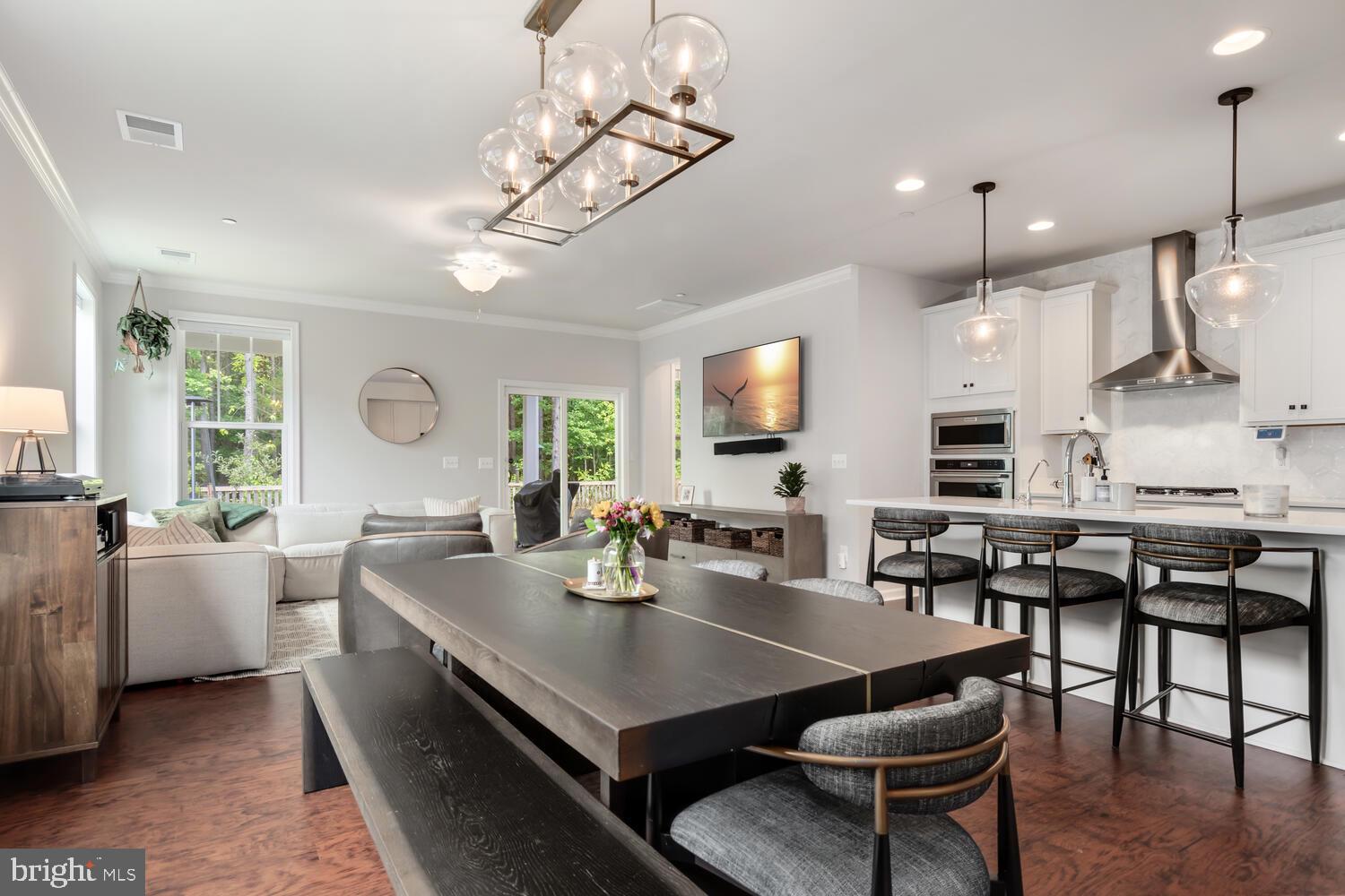 EASTON VILLAGE - Residential