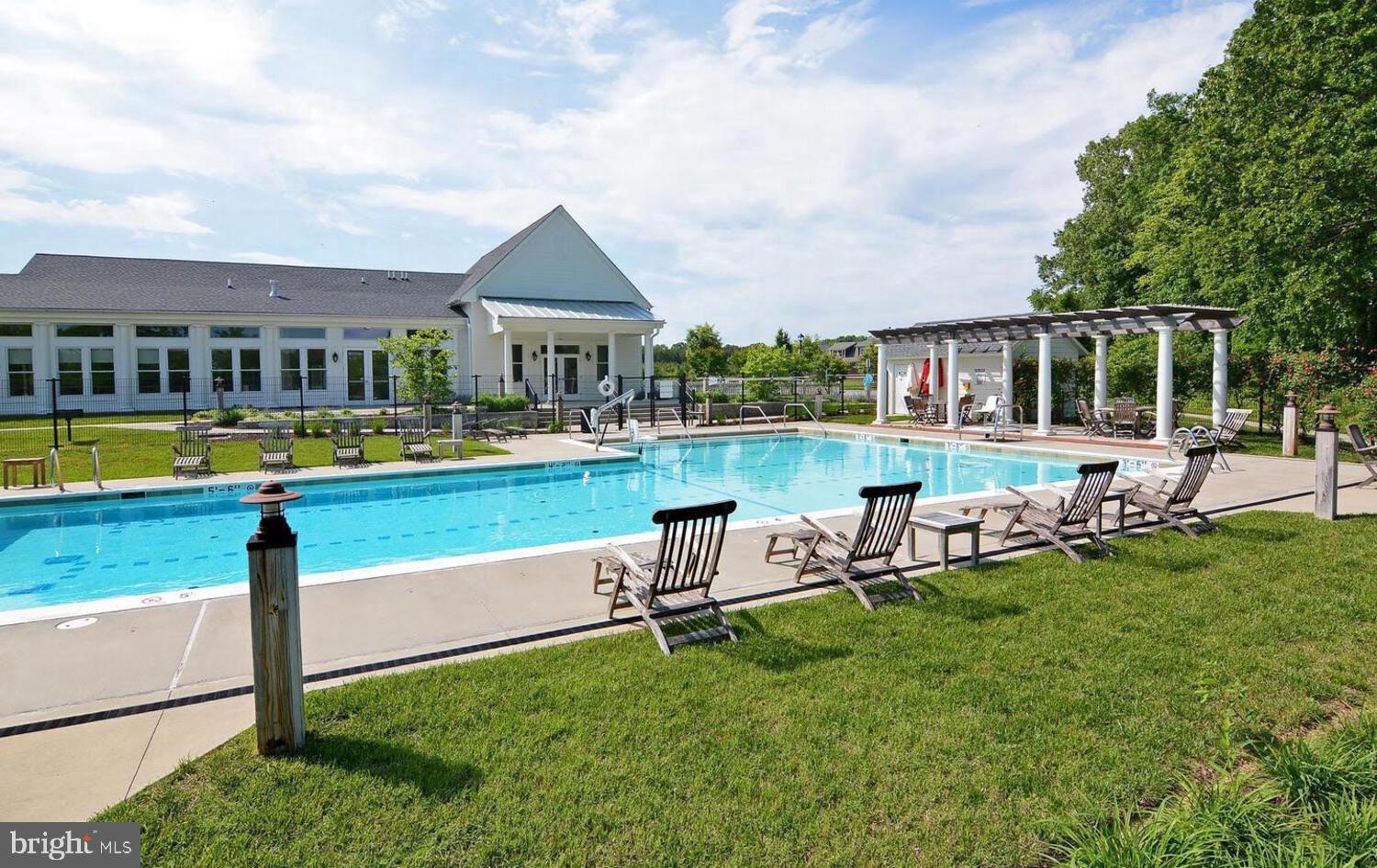 EASTON VILLAGE - Residential