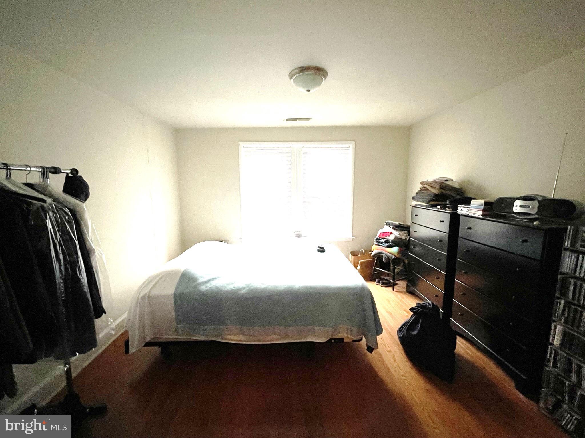 RITTENHOUSE SQUARE - Residential Income