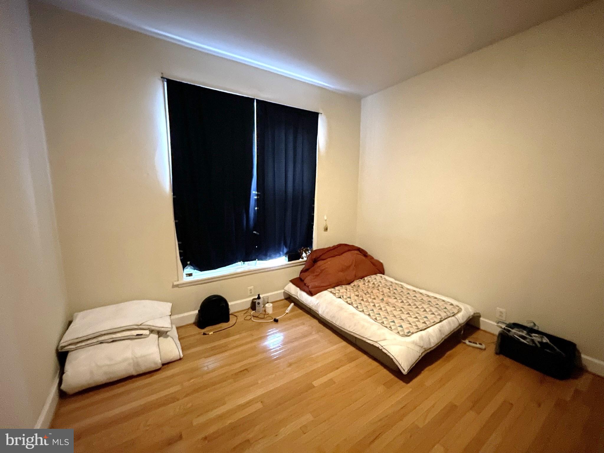 RITTENHOUSE SQUARE - Residential Income