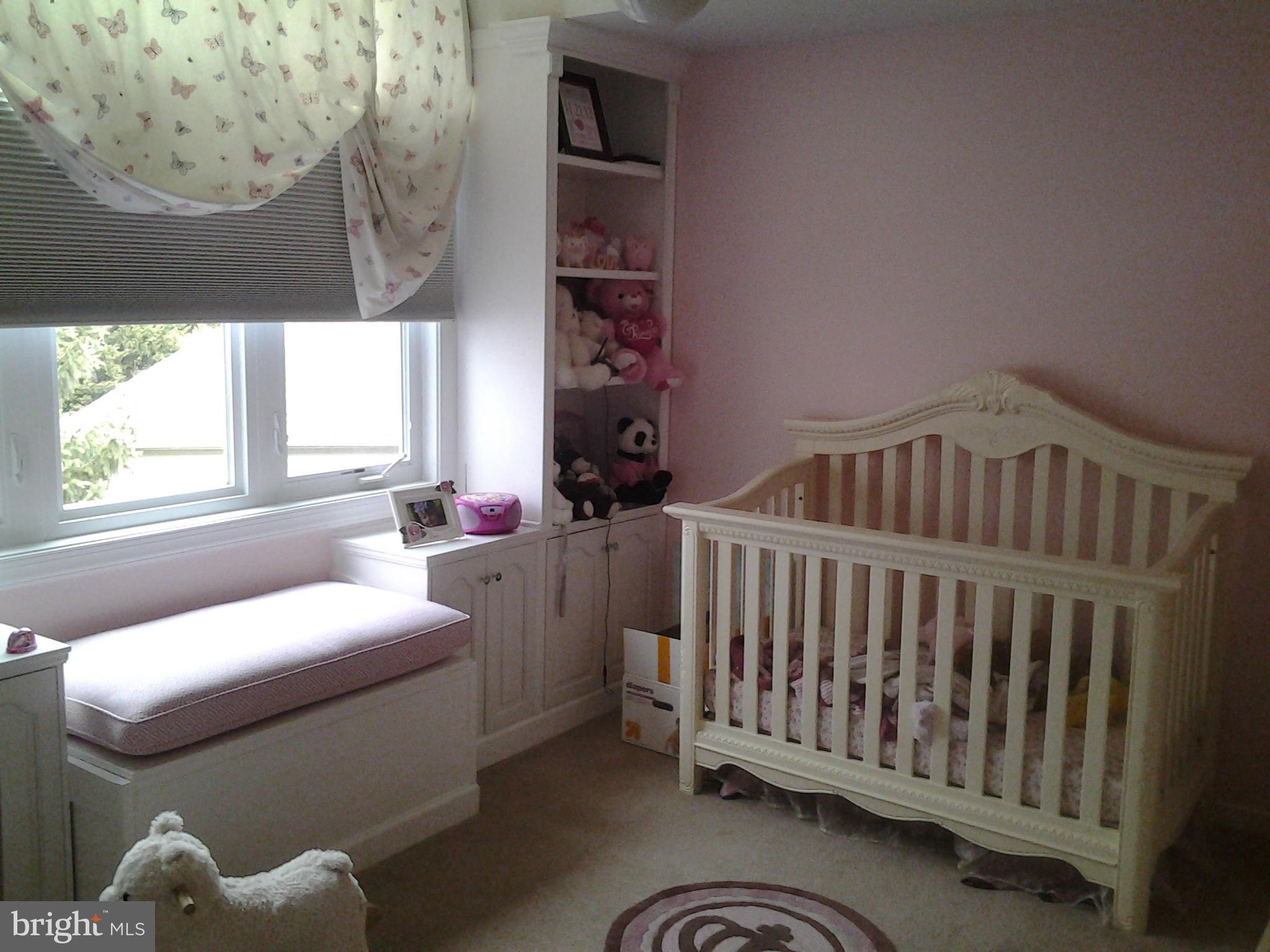 GABLES AT SUMMIT CHASE - Residential