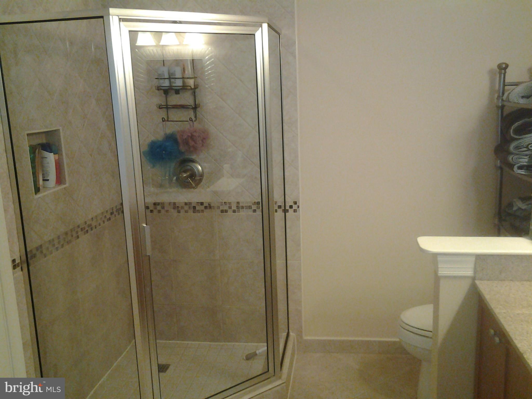 GABLES AT SUMMIT CHASE - Residential