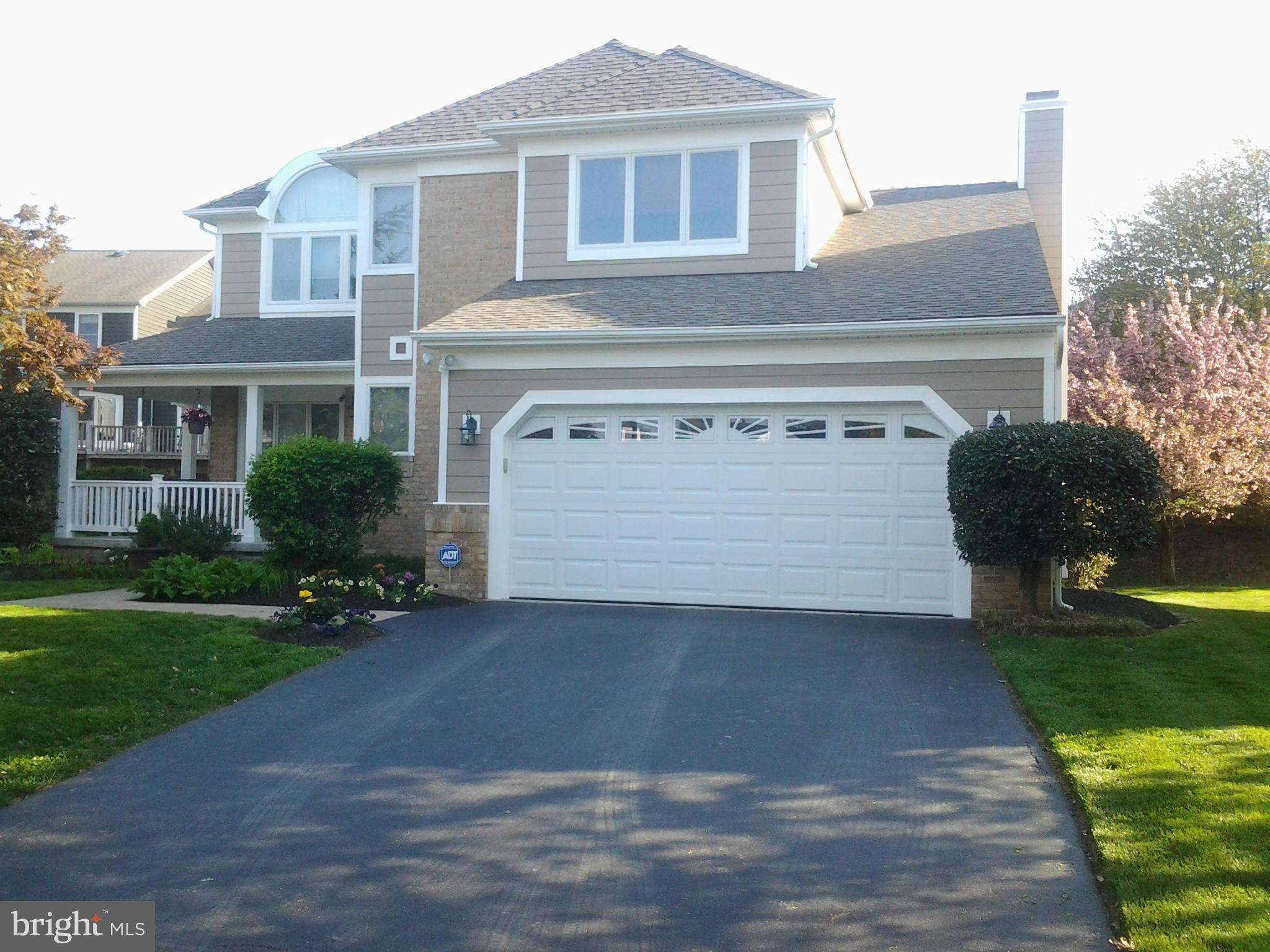 GABLES AT SUMMIT CHASE - Residential