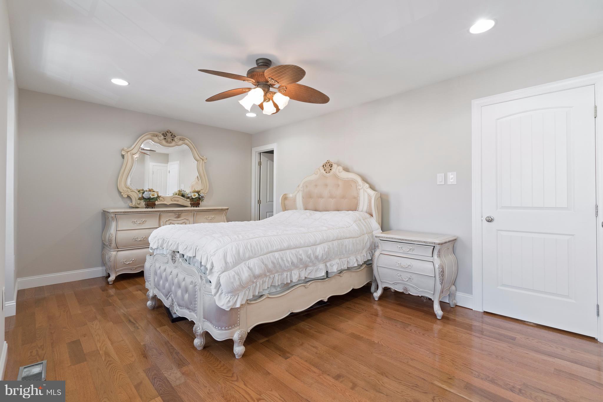 GLEN ALDEN - Residential