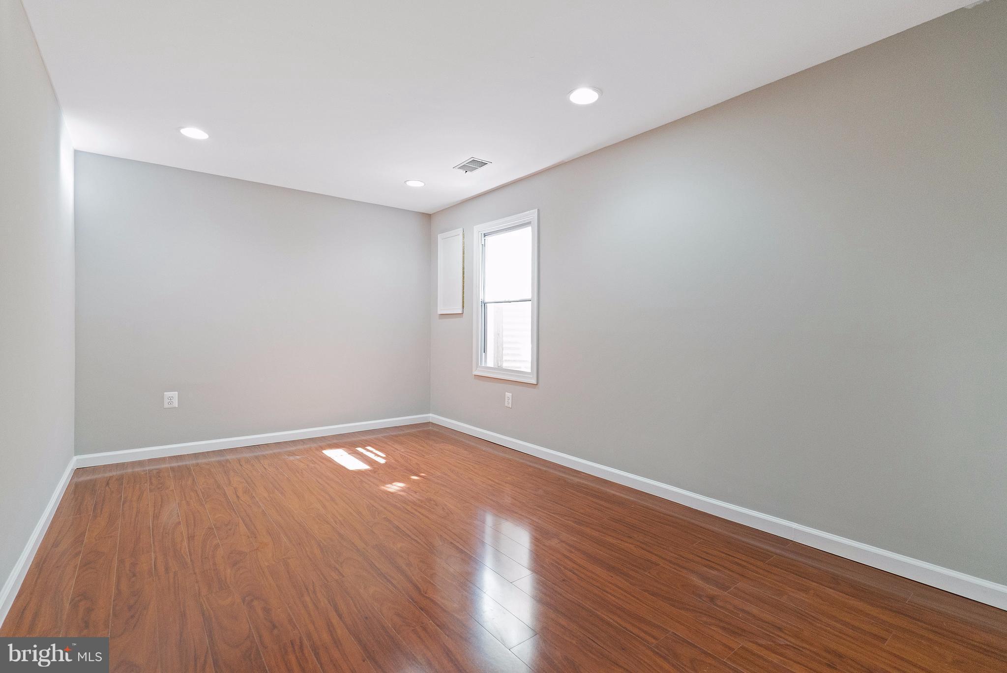 GLEN ALDEN - Residential