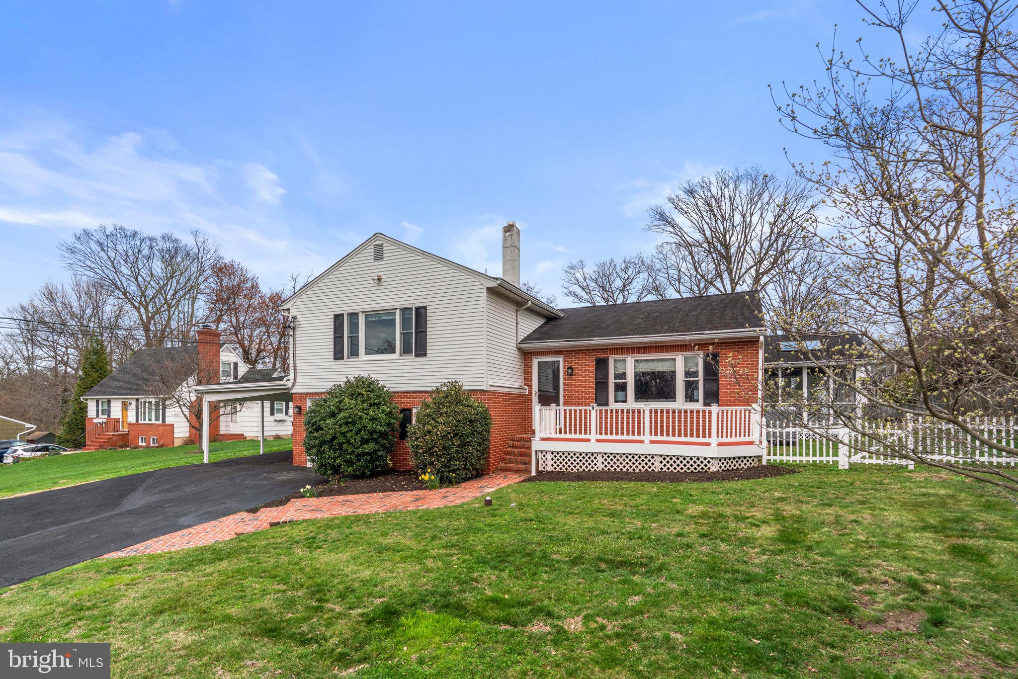 BONNIE BRANCH WOODS - Residential