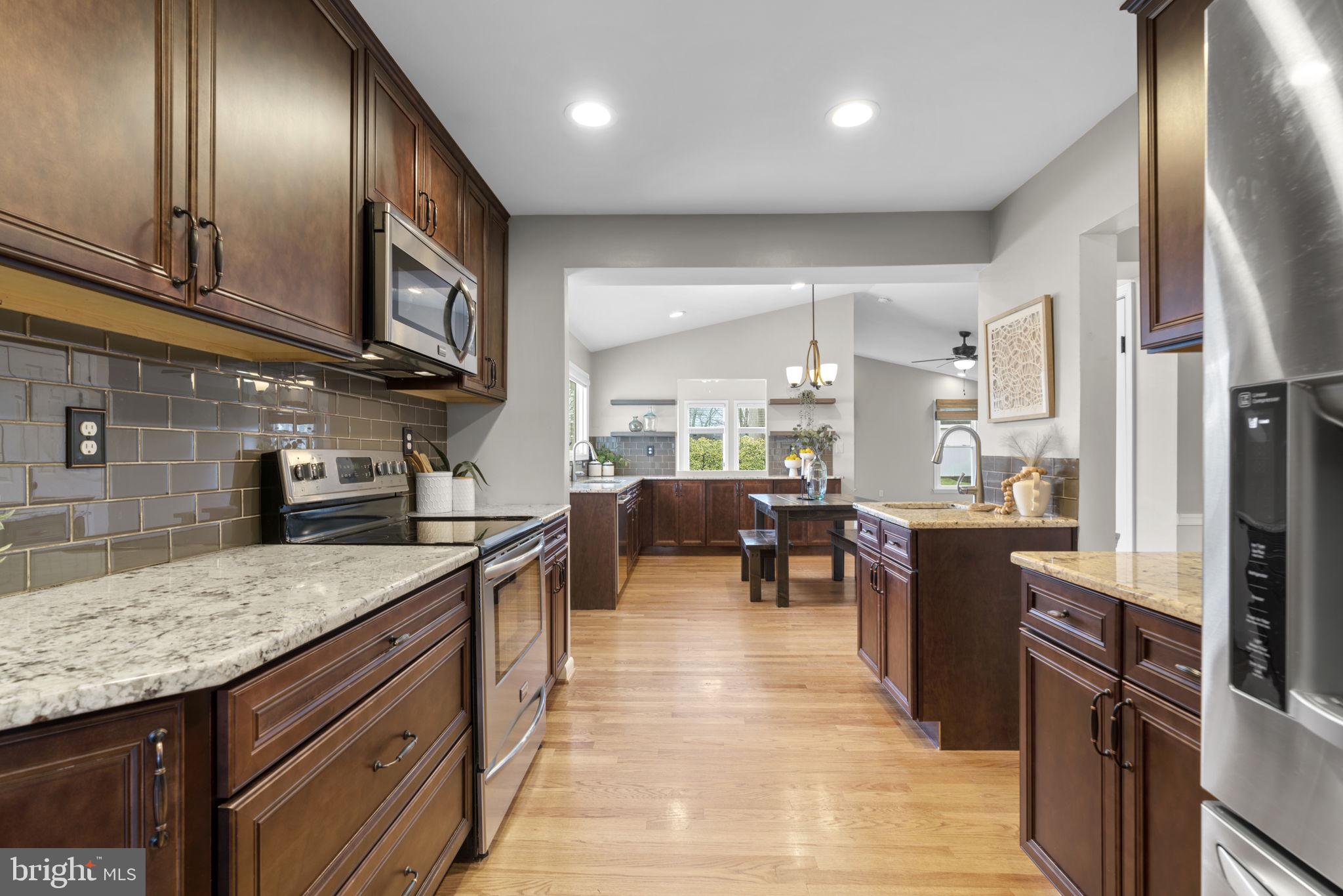 BONNIE BRANCH WOODS - Residential