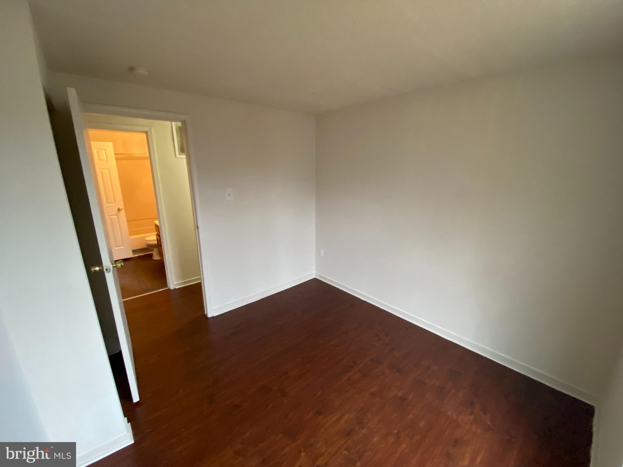 PRESIDENTIAL VILLAGE - Residential Lease