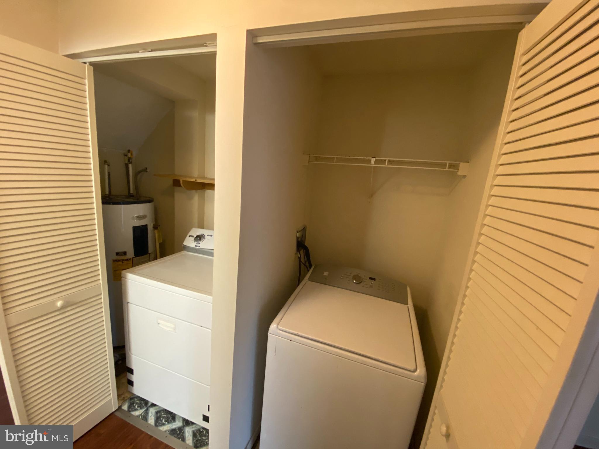 PRESIDENTIAL VILLAGE - Residential Lease