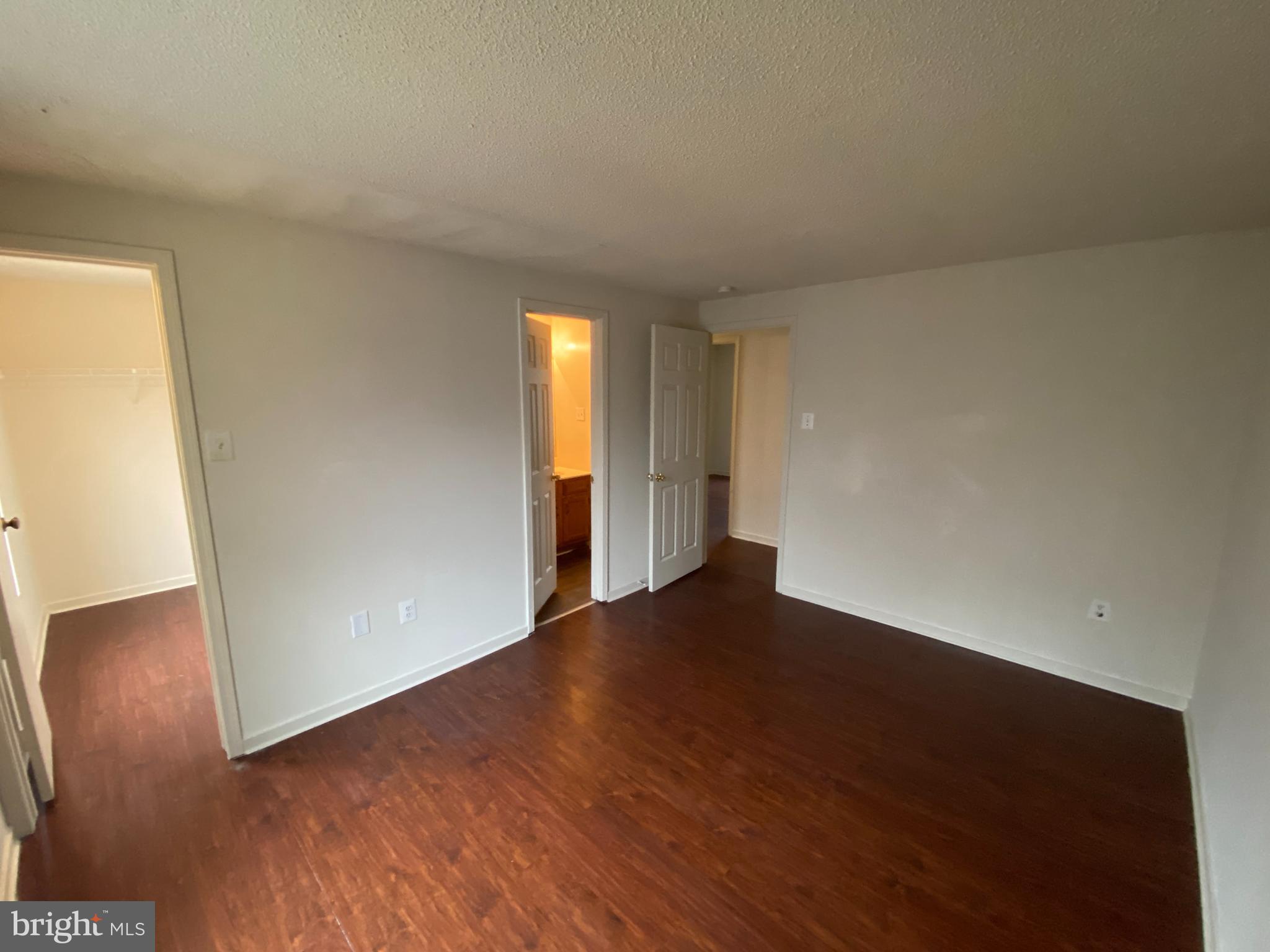 PRESIDENTIAL VILLAGE - Residential Lease