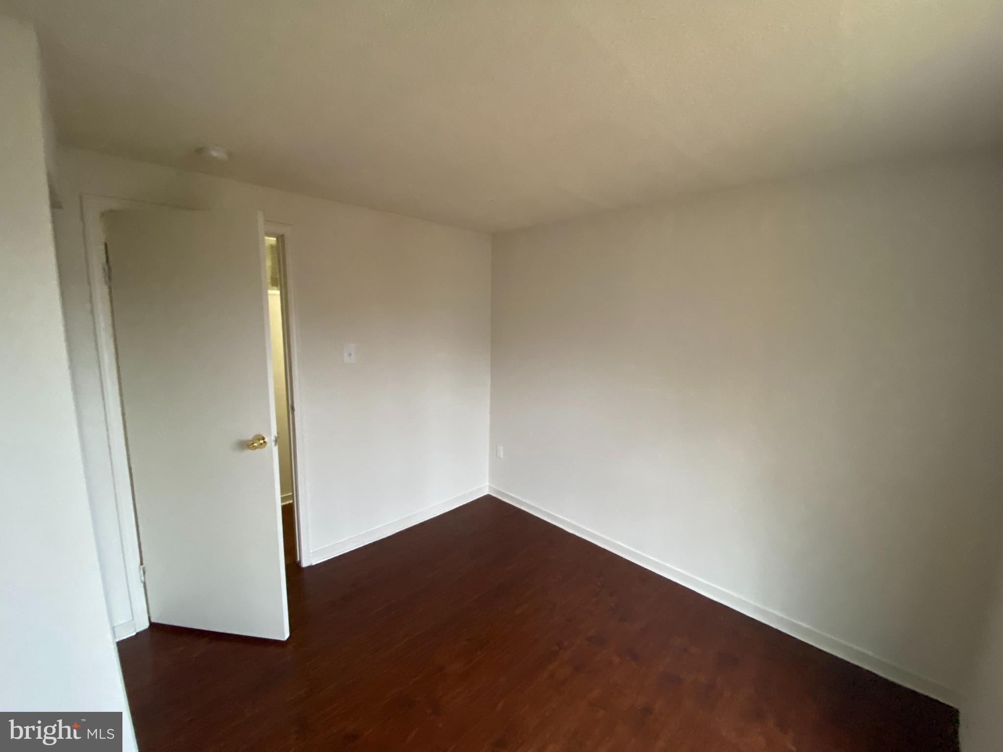 PRESIDENTIAL VILLAGE - Residential Lease