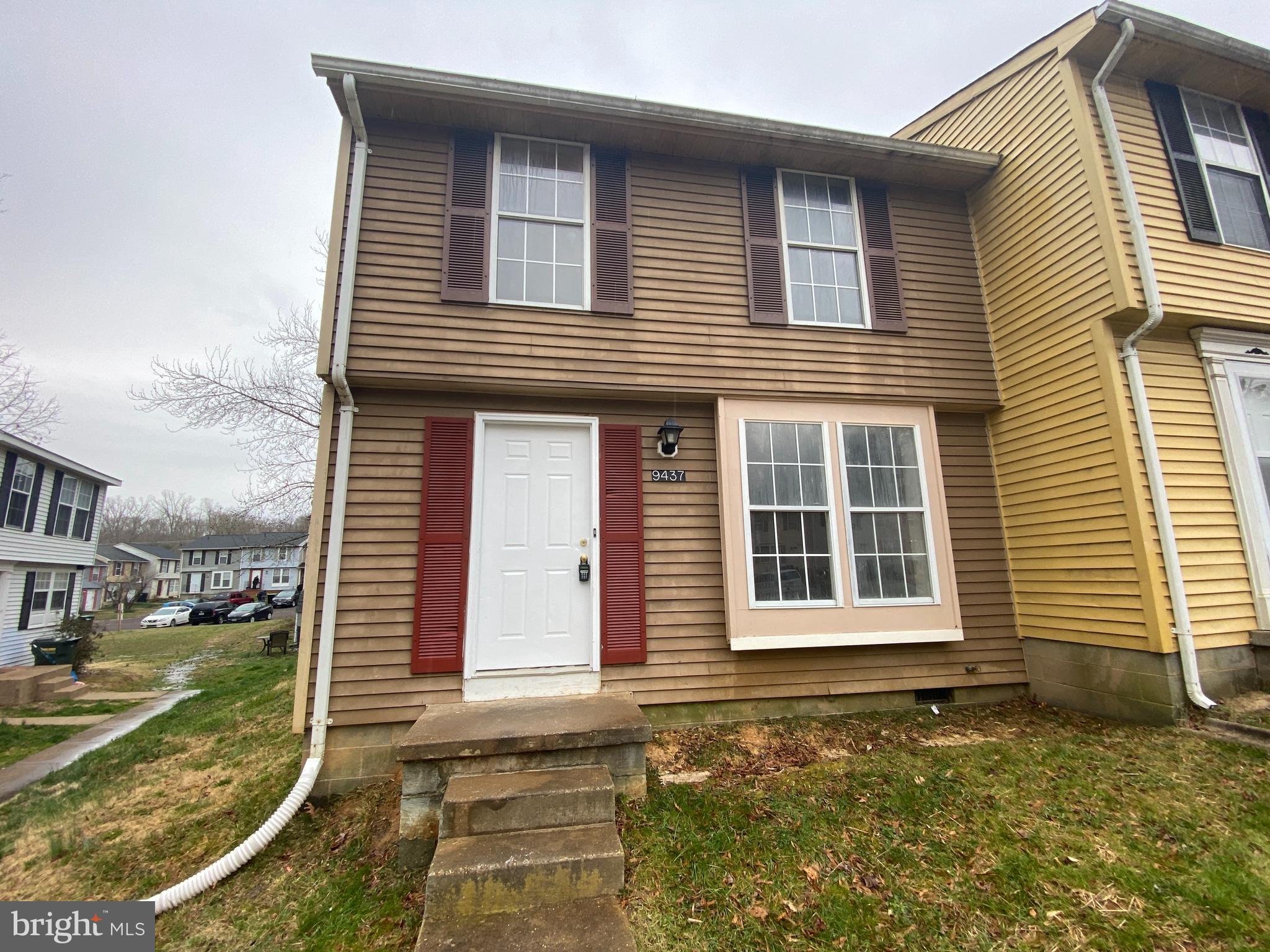 PRESIDENTIAL VILLAGE - Residential Lease