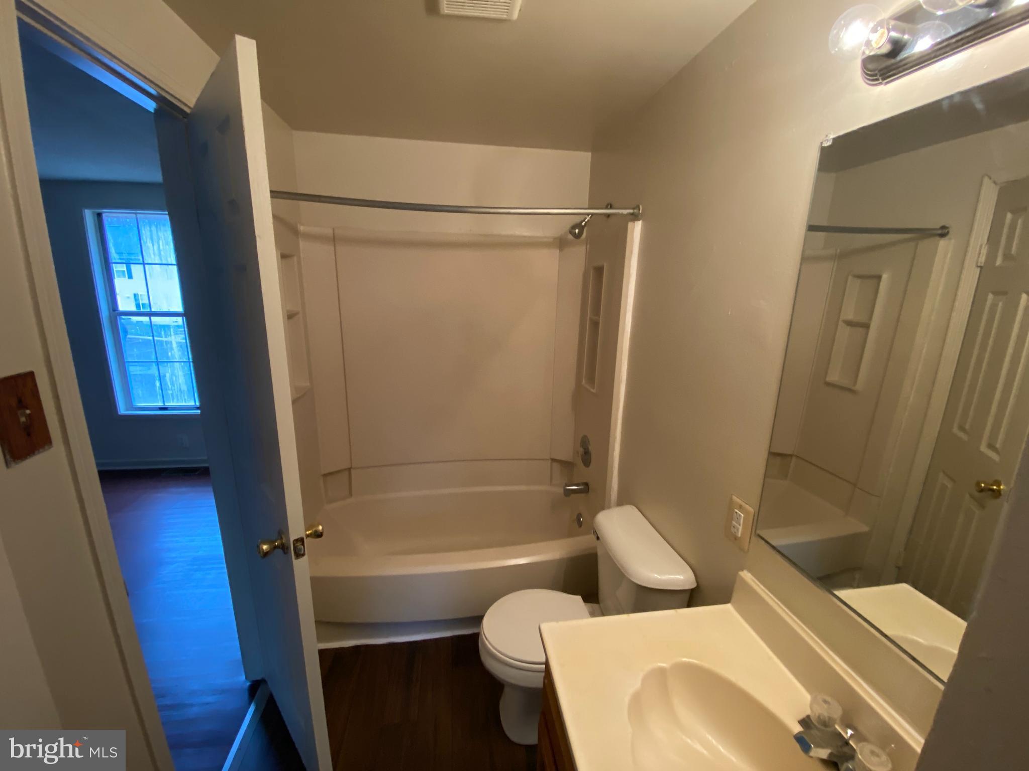 PRESIDENTIAL VILLAGE - Residential Lease