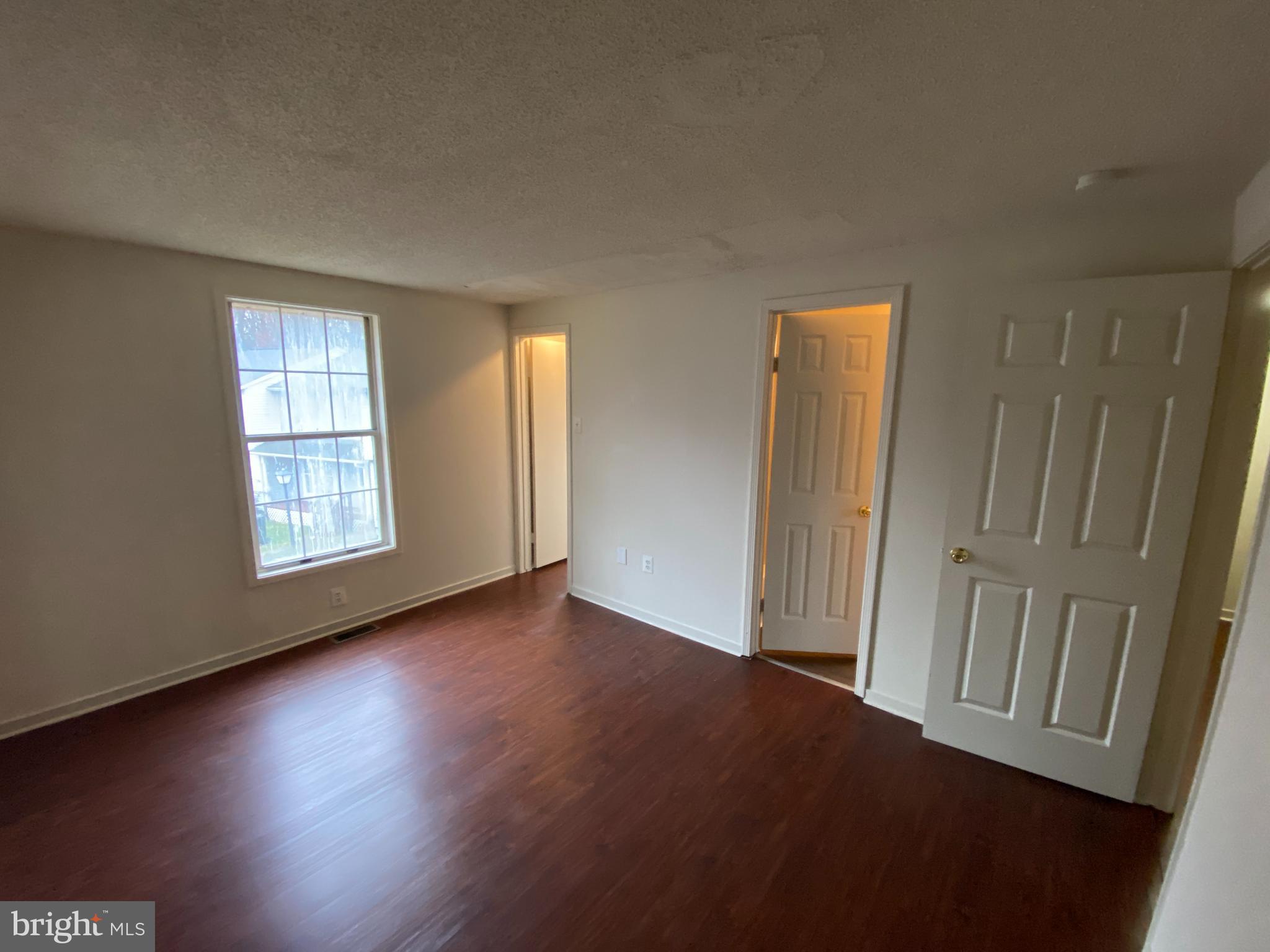 PRESIDENTIAL VILLAGE - Residential Lease