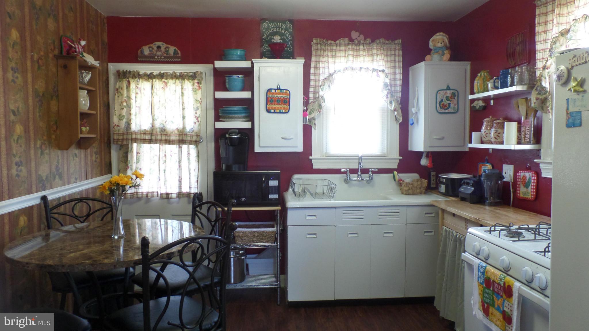 MOUNTAIN FARMS - Residential