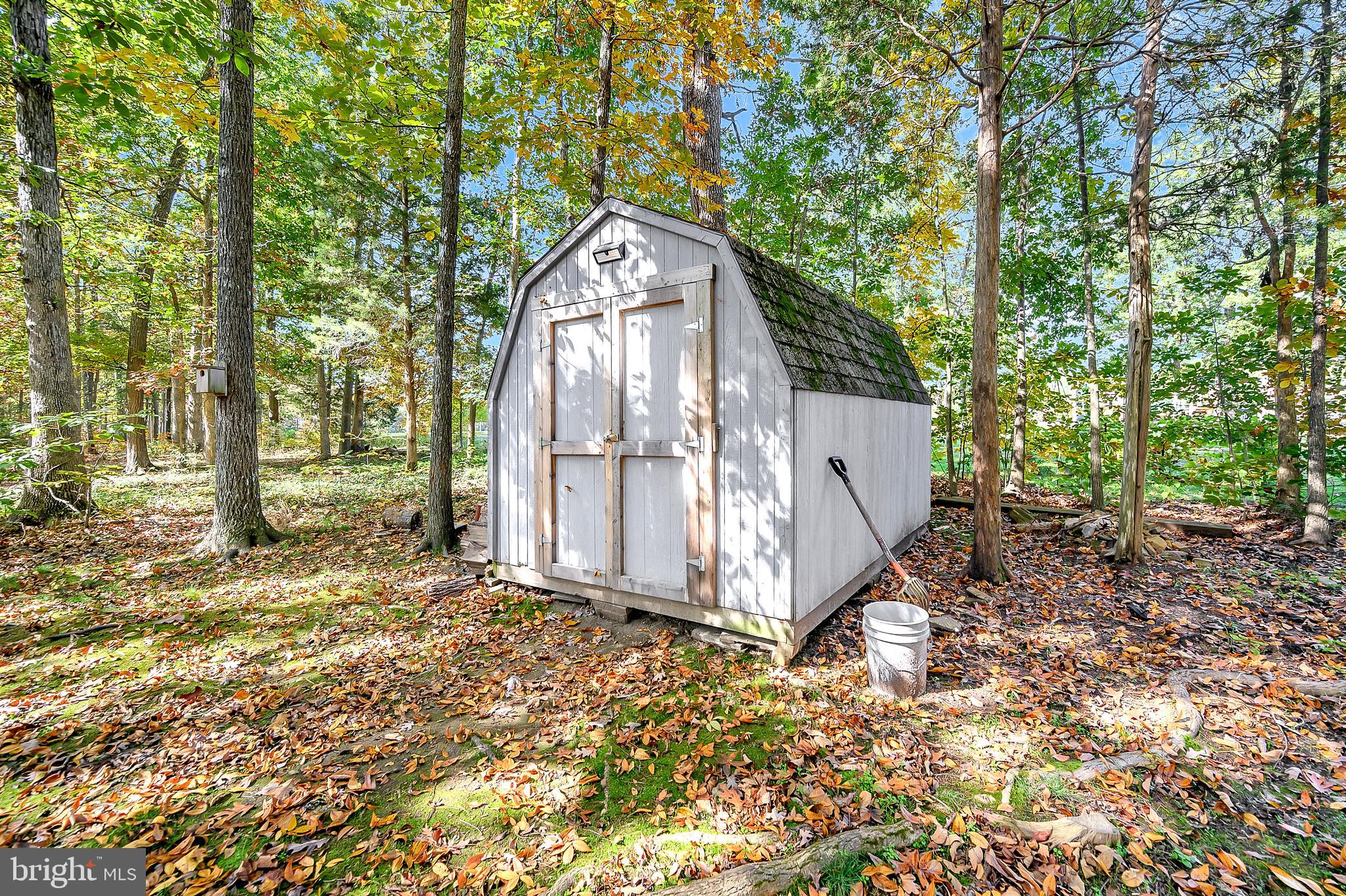 LAKE OF THE WOODS - Residential