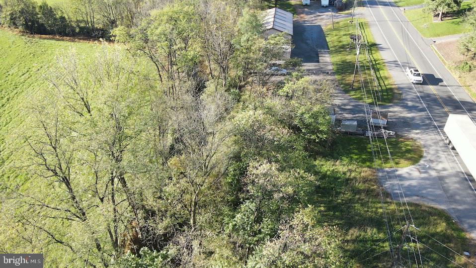 844 CLOVERLEAF ROAD