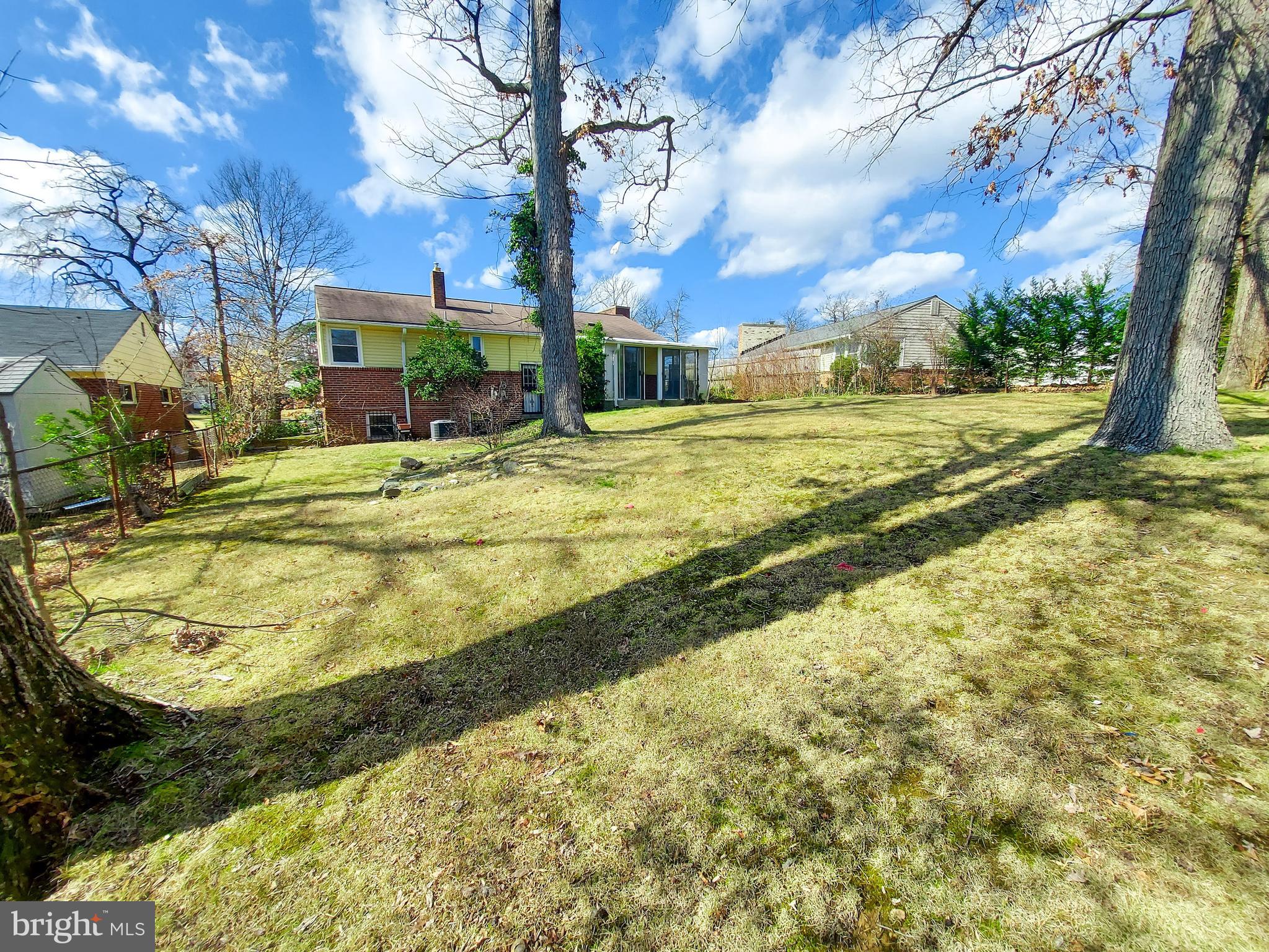 NEW HAMPSHIRE ESTATES - Residential Lease