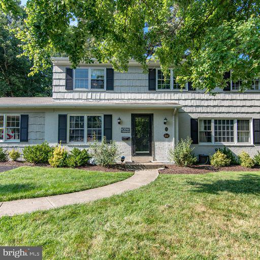 RIVERSIDE ESTATES - Residential Lease