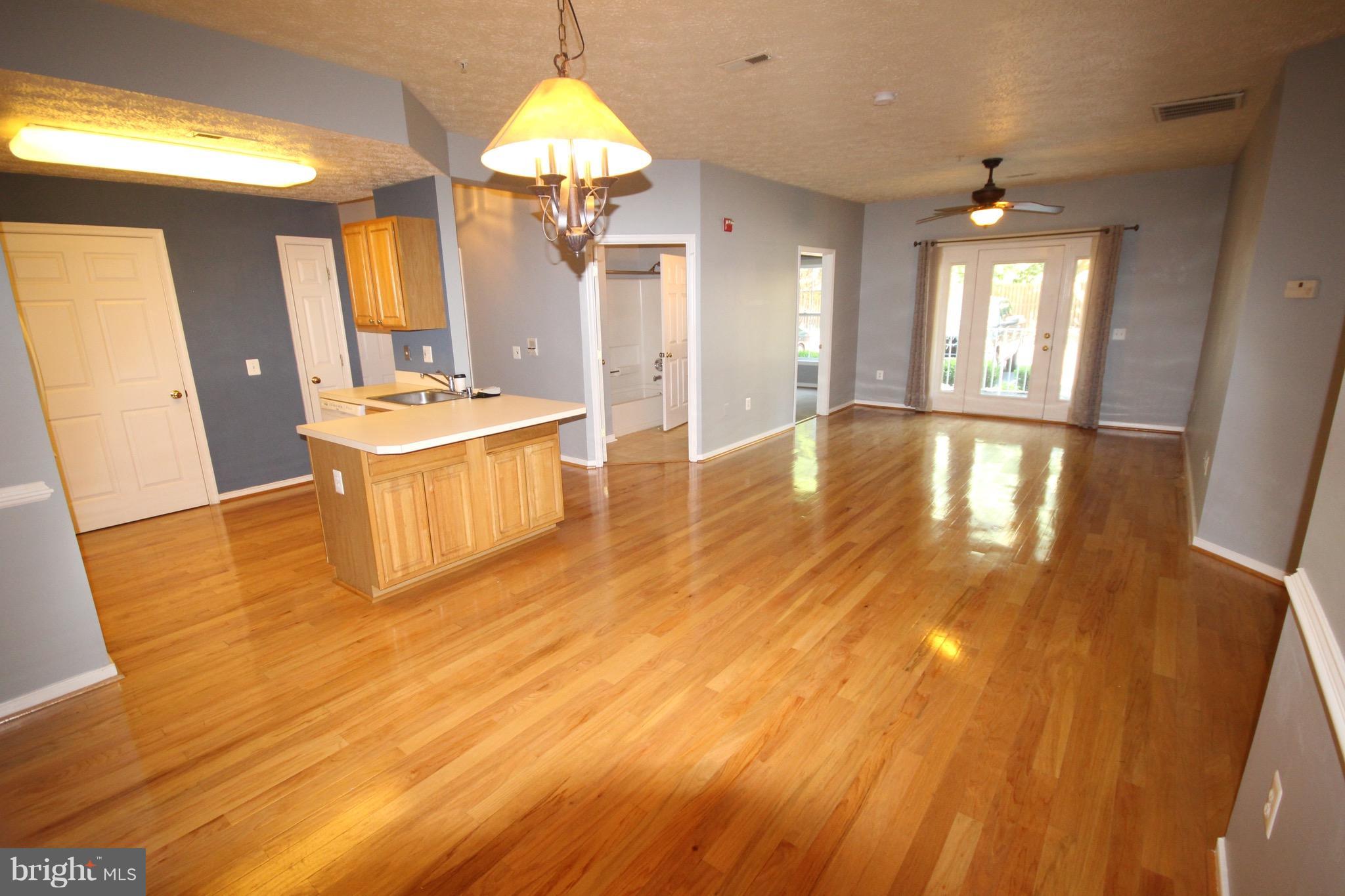 RIVERGATE II - Residential Lease