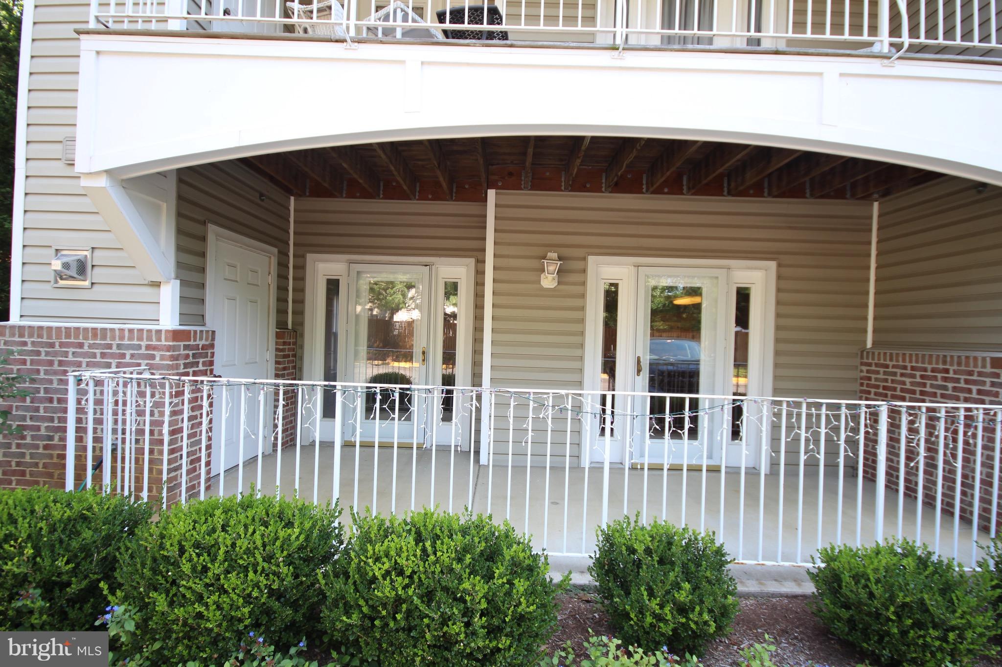 RIVERGATE II - Residential Lease