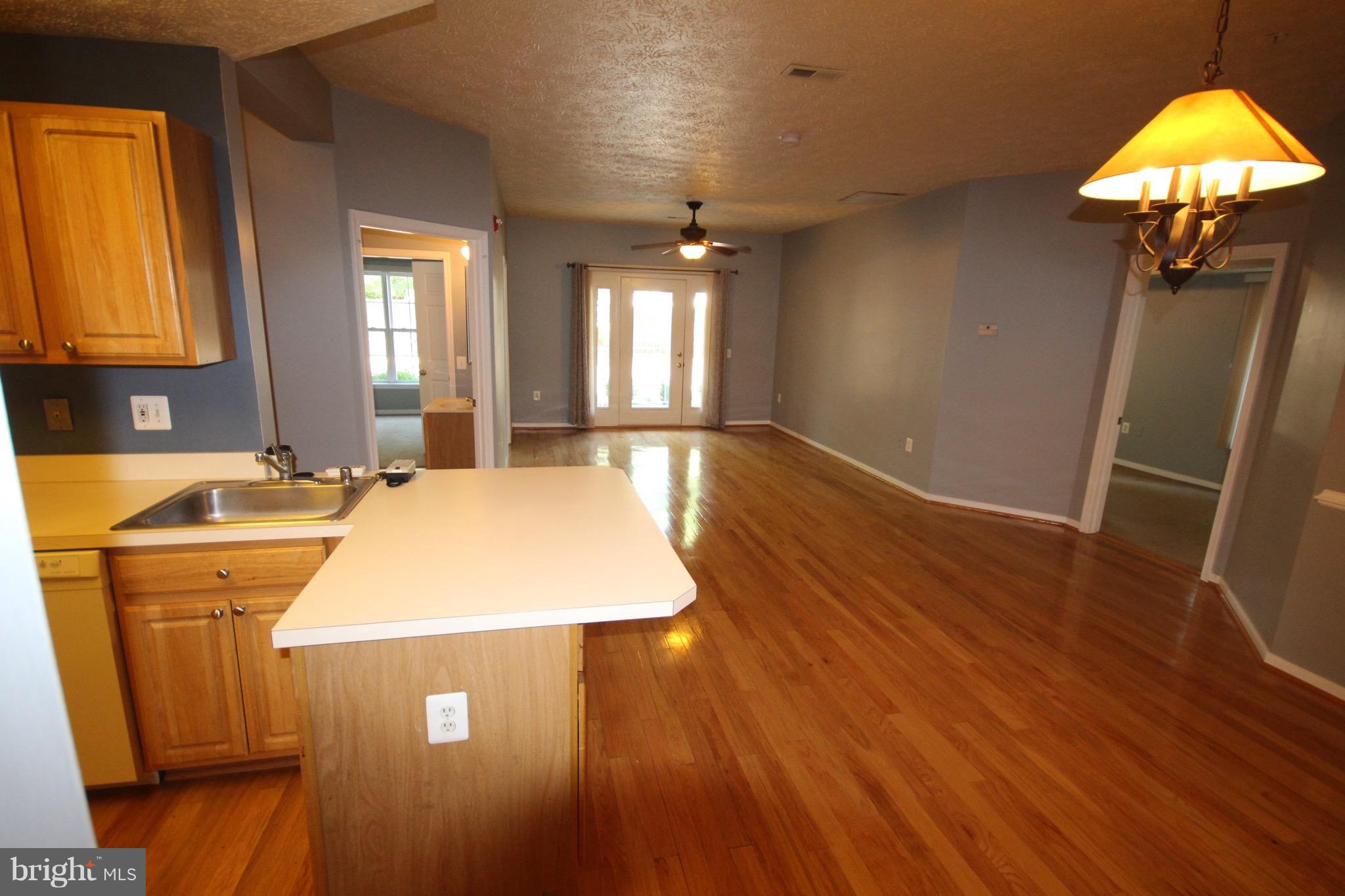 RIVERGATE II - Residential Lease