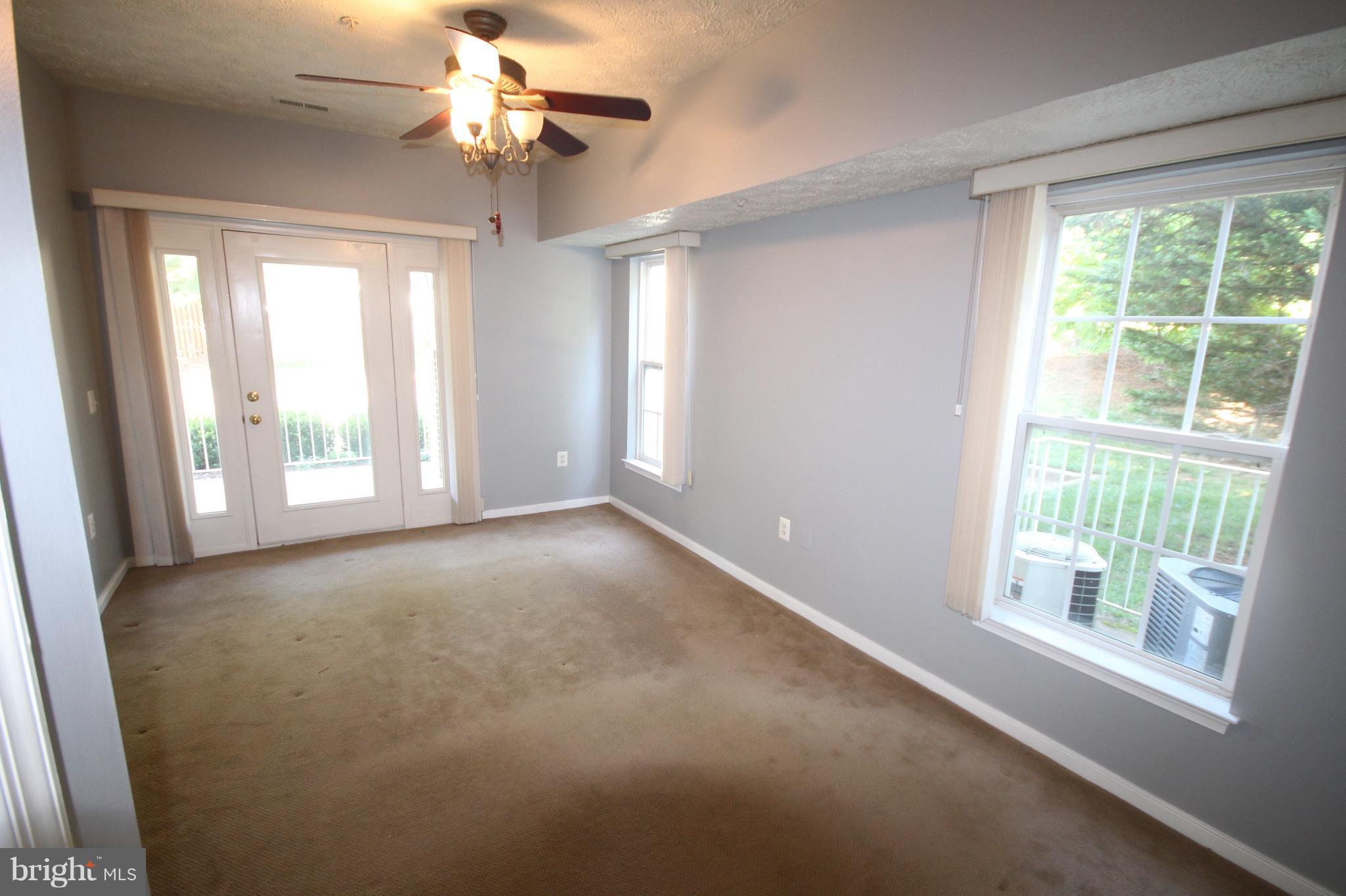 RIVERGATE II - Residential Lease