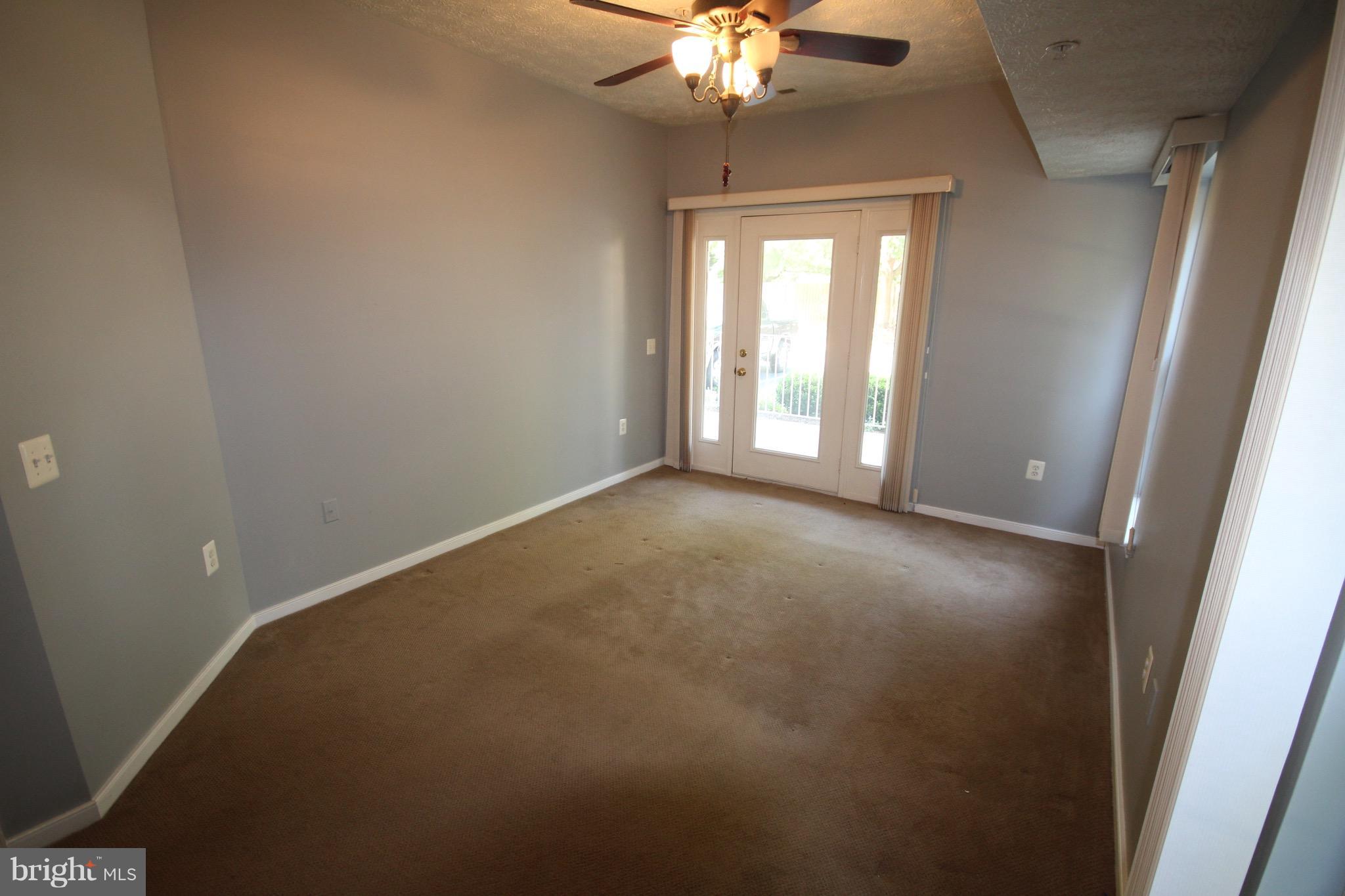 RIVERGATE II - Residential Lease