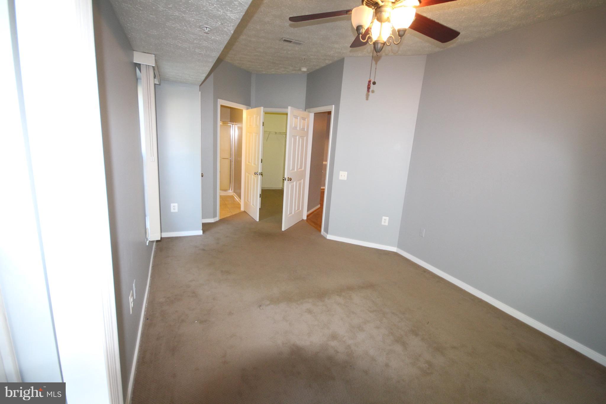 RIVERGATE II - Residential Lease